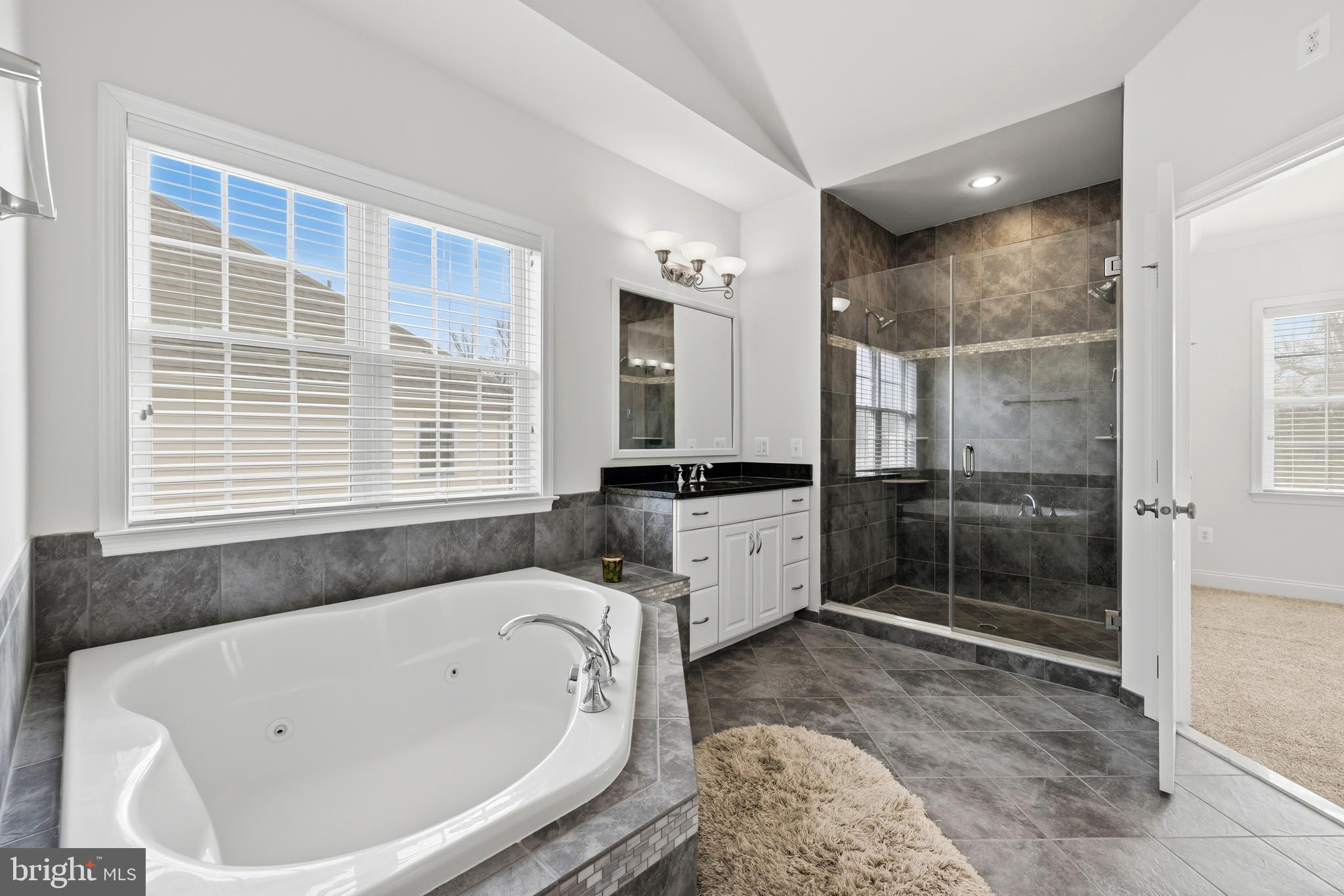 MARLBORO RIDGE - Residential