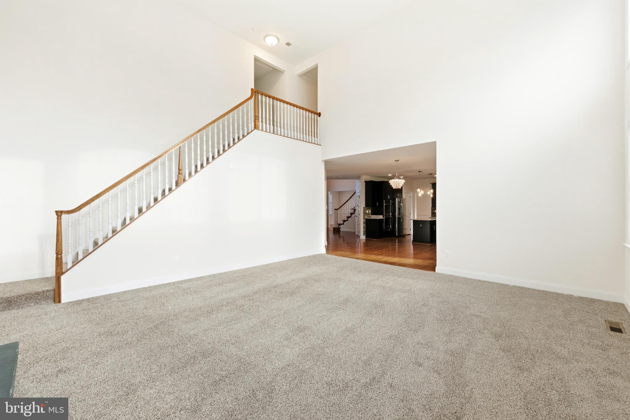 MARLBORO RIDGE - Residential