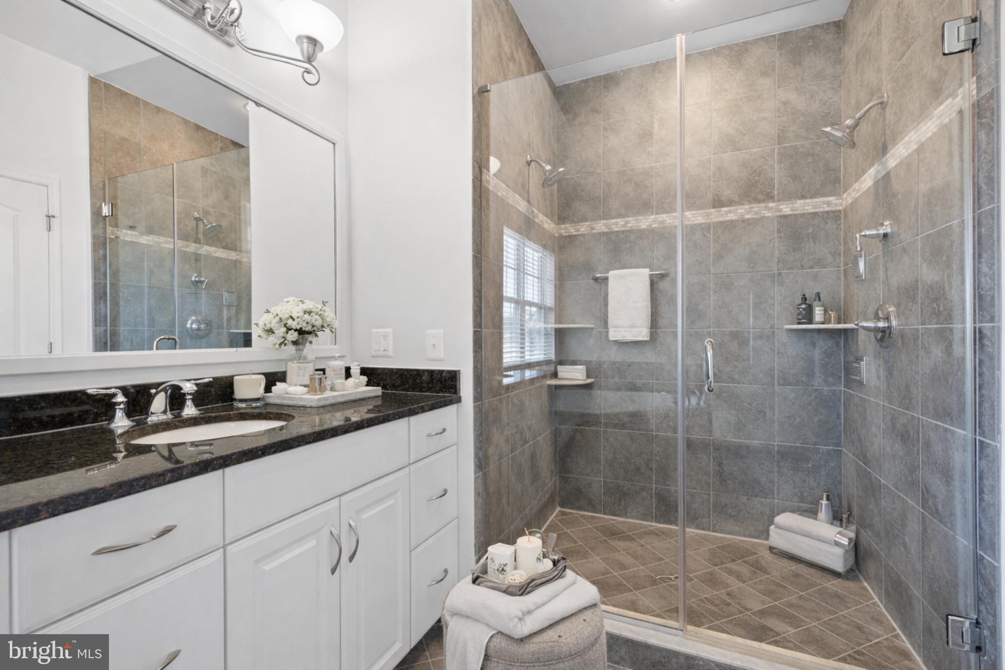 MARLBORO RIDGE - Residential