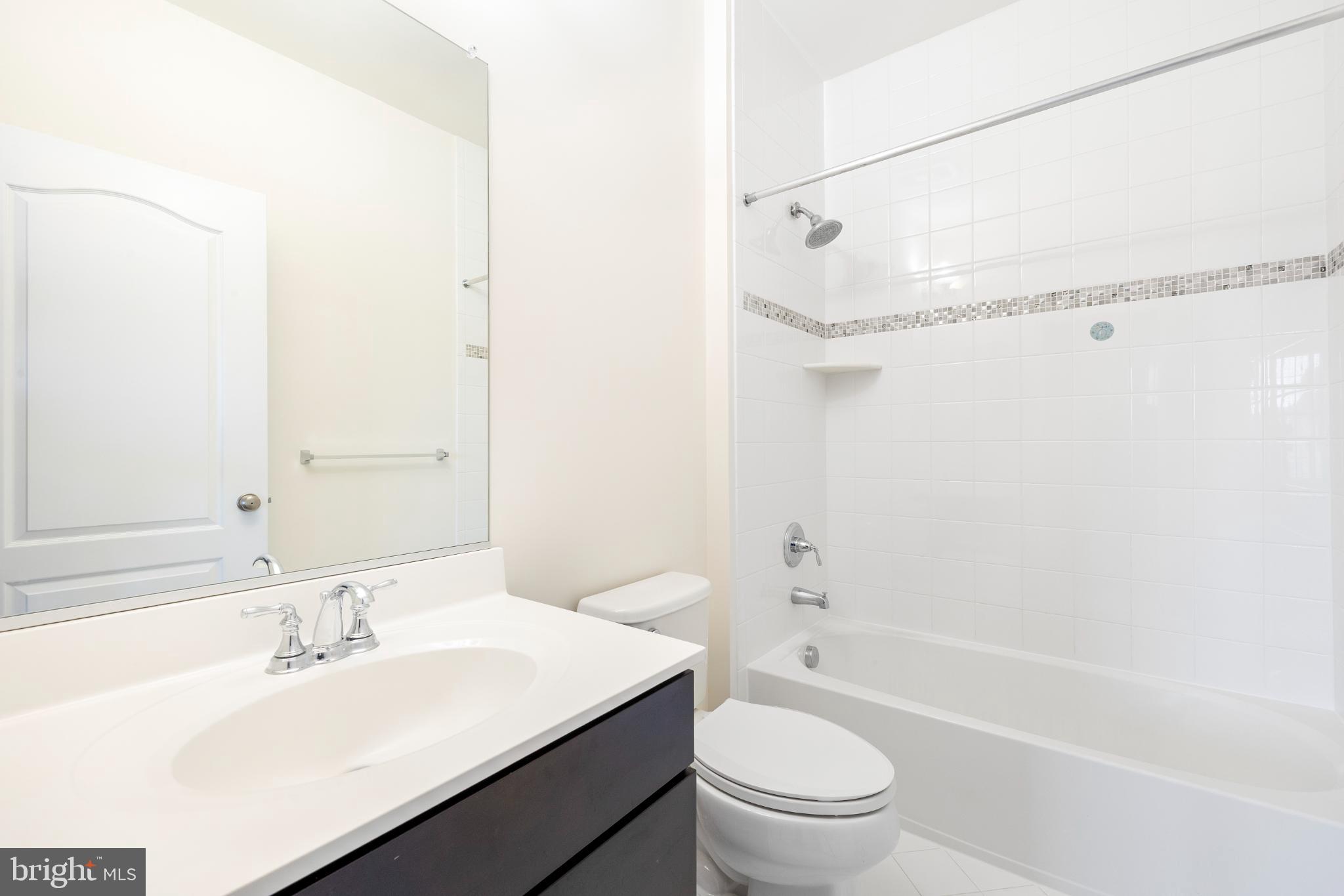 MARLBORO RIDGE - Residential