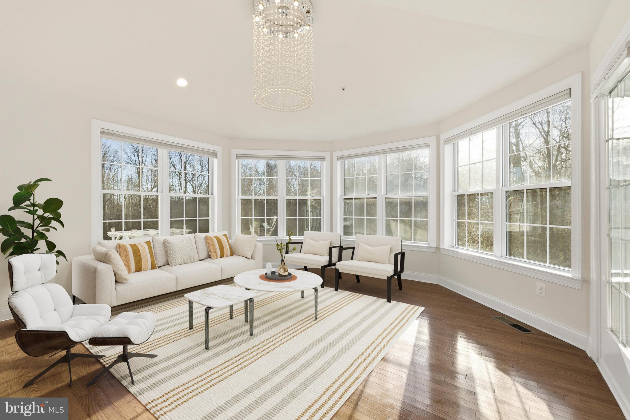 MARLBORO RIDGE - Residential