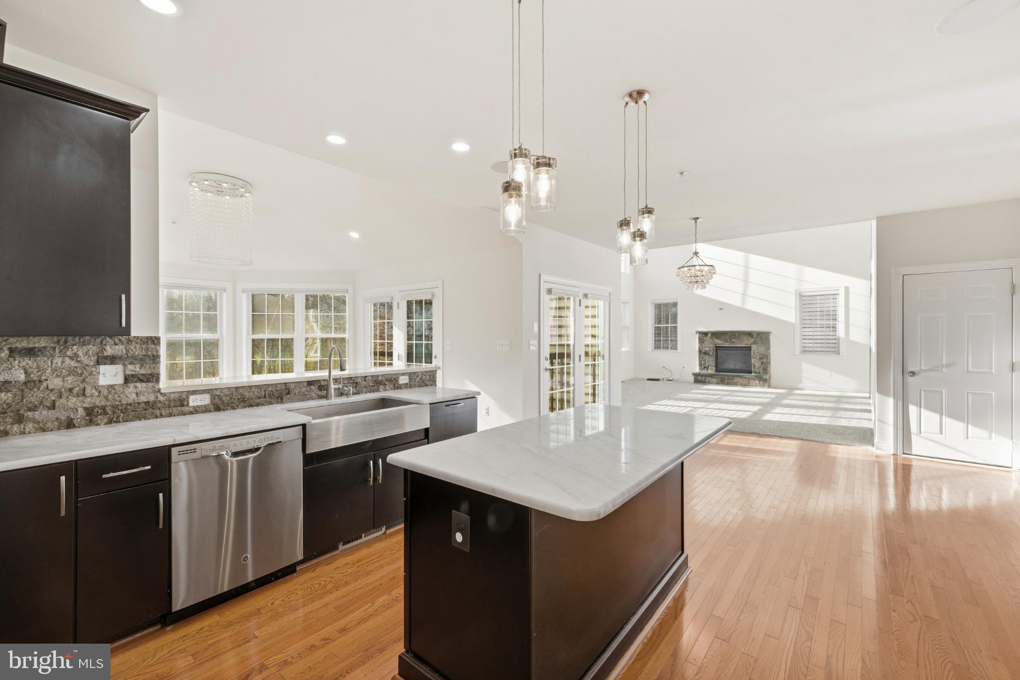 MARLBORO RIDGE - Residential