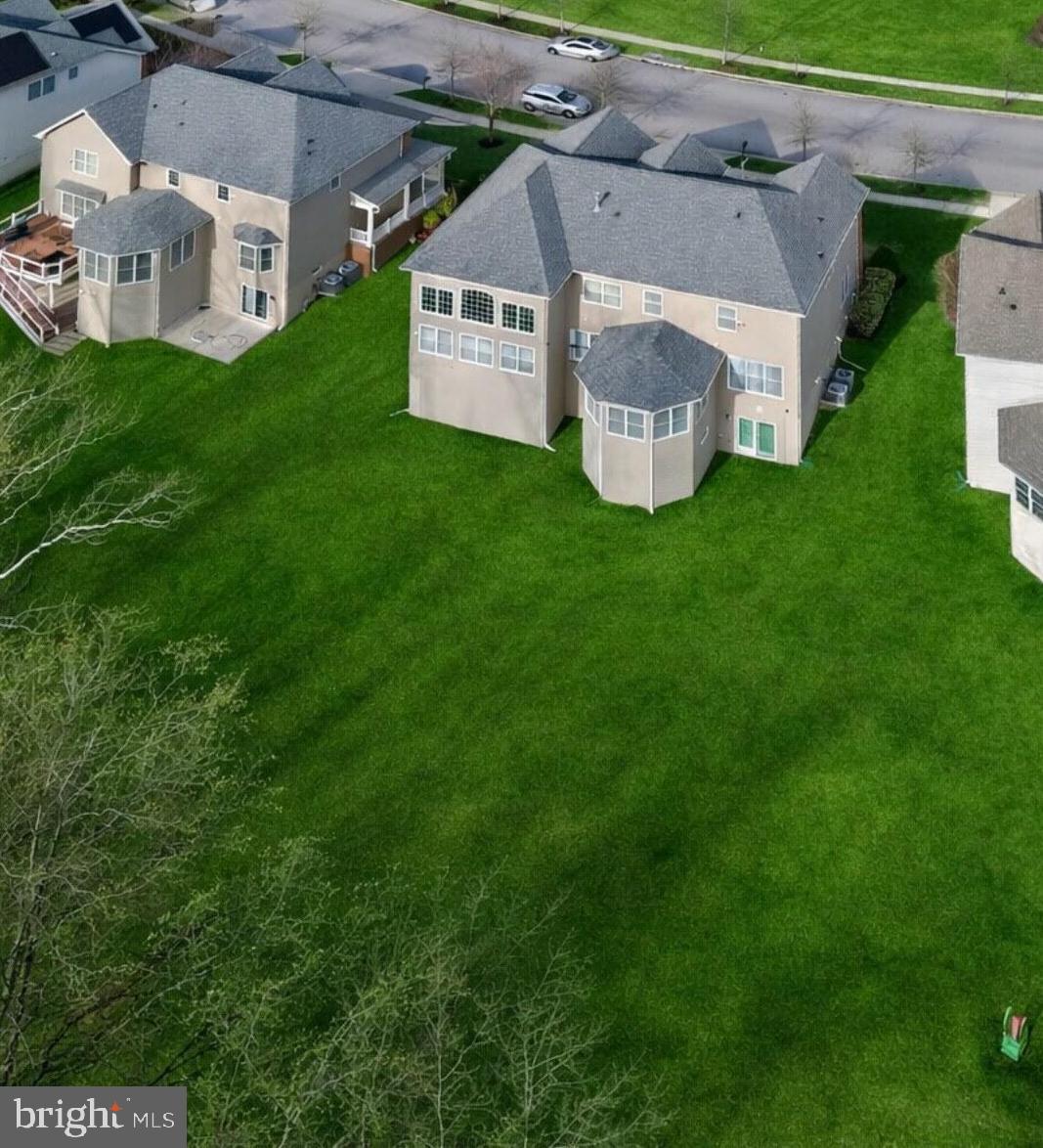 MARLBORO RIDGE - Residential