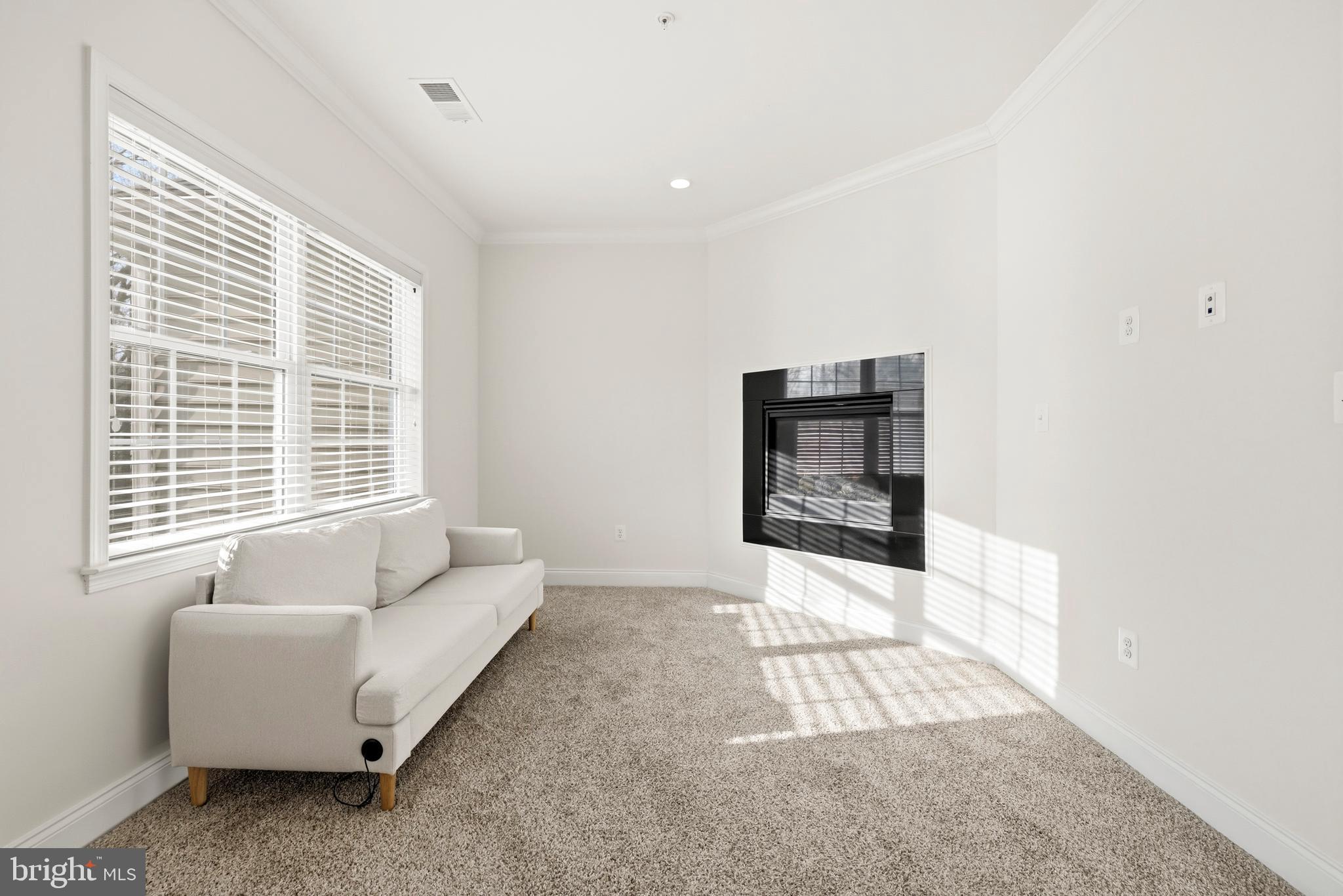 MARLBORO RIDGE - Residential