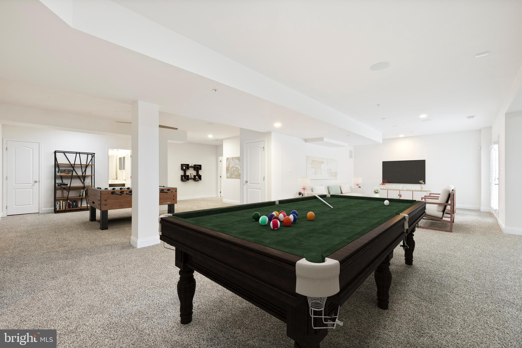 MARLBORO RIDGE - Residential