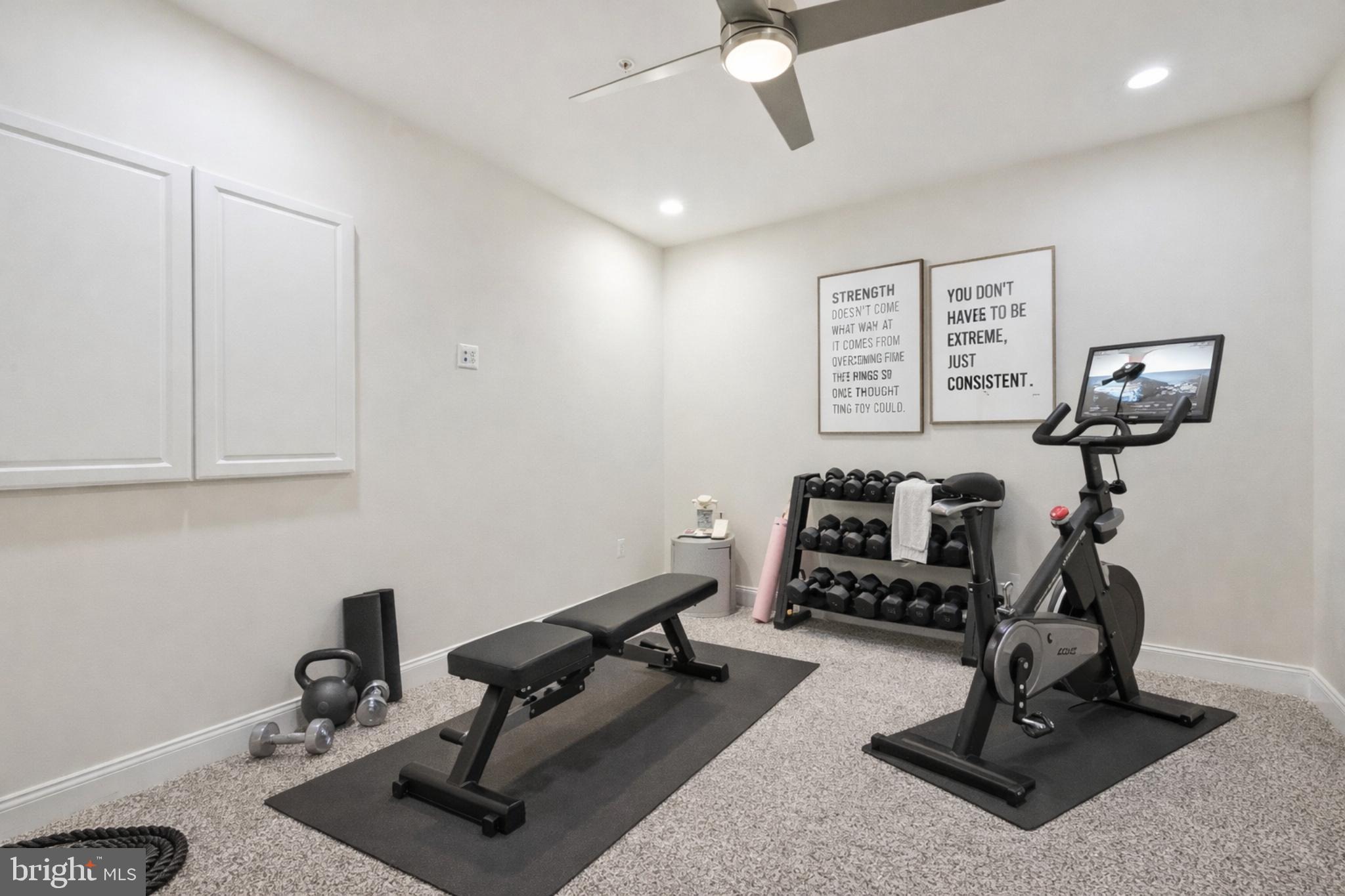 MARLBORO RIDGE - Residential