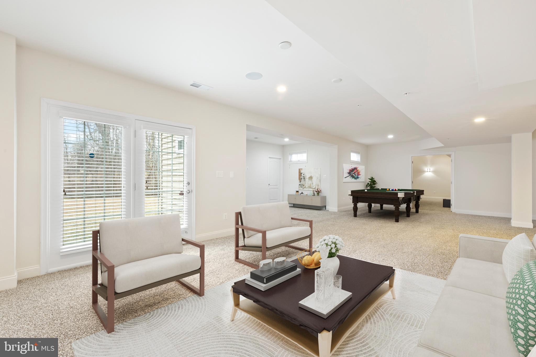 MARLBORO RIDGE - Residential