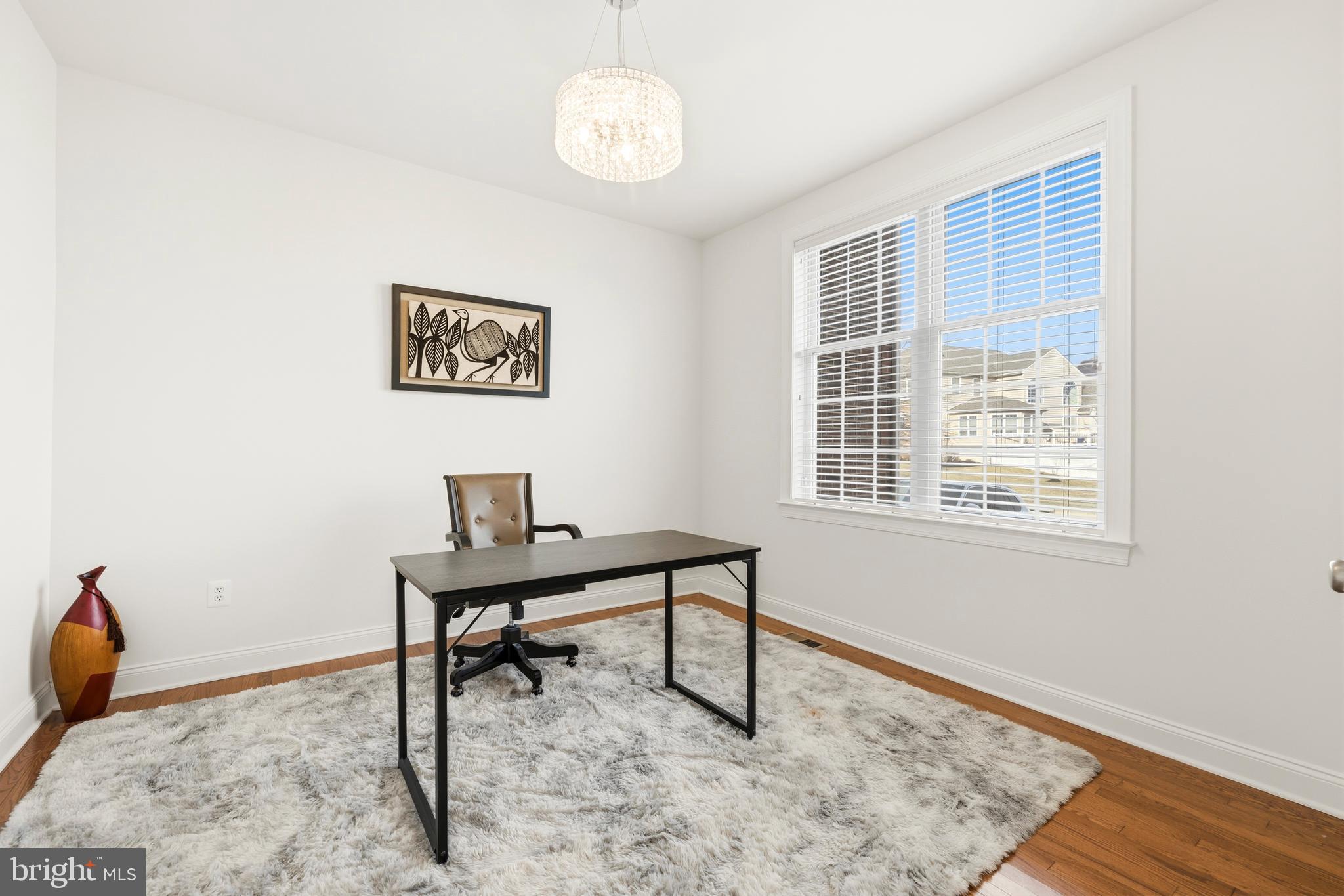 MARLBORO RIDGE - Residential