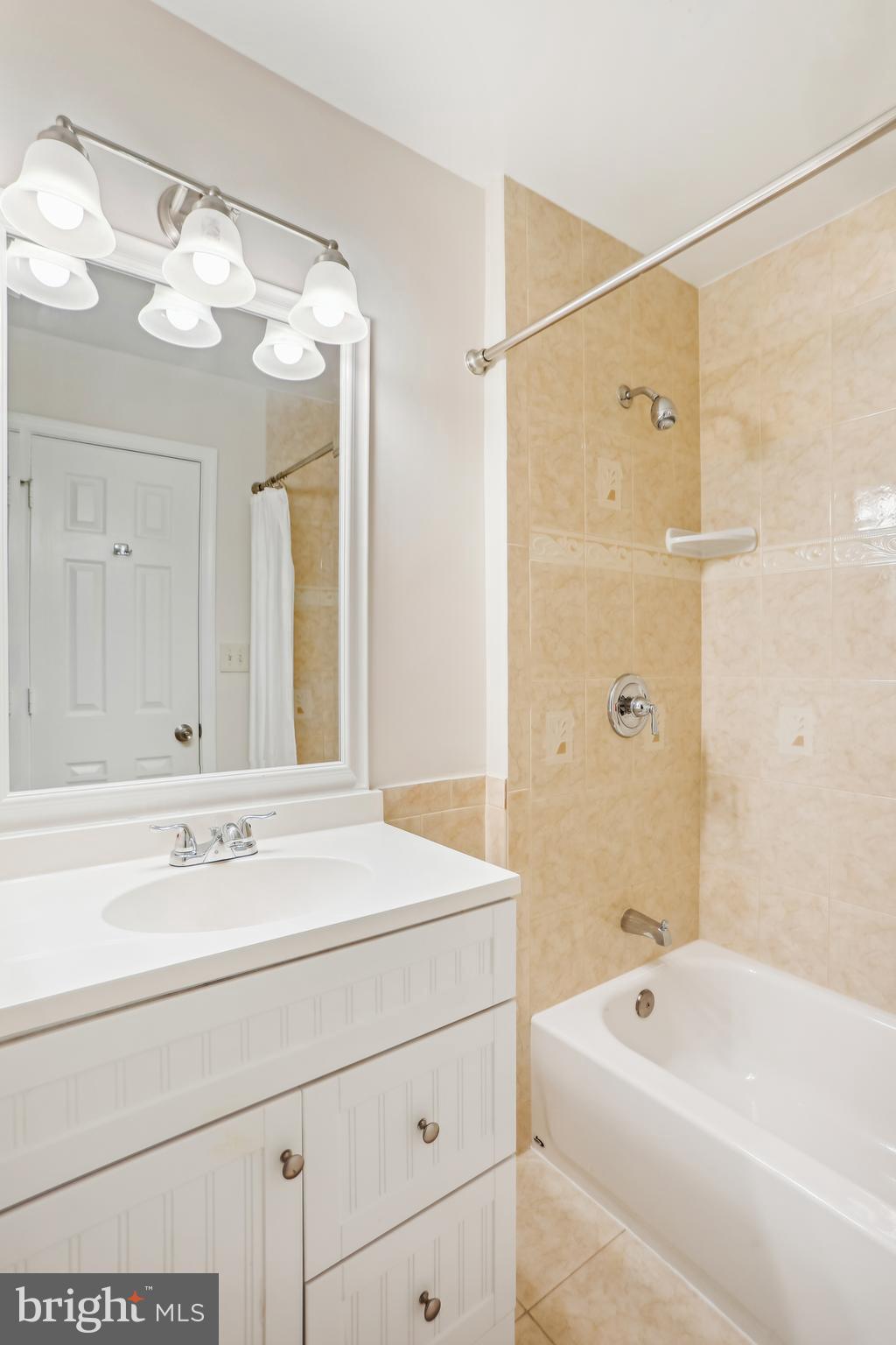 CHURCHILL TOWN SECTOR - Residential