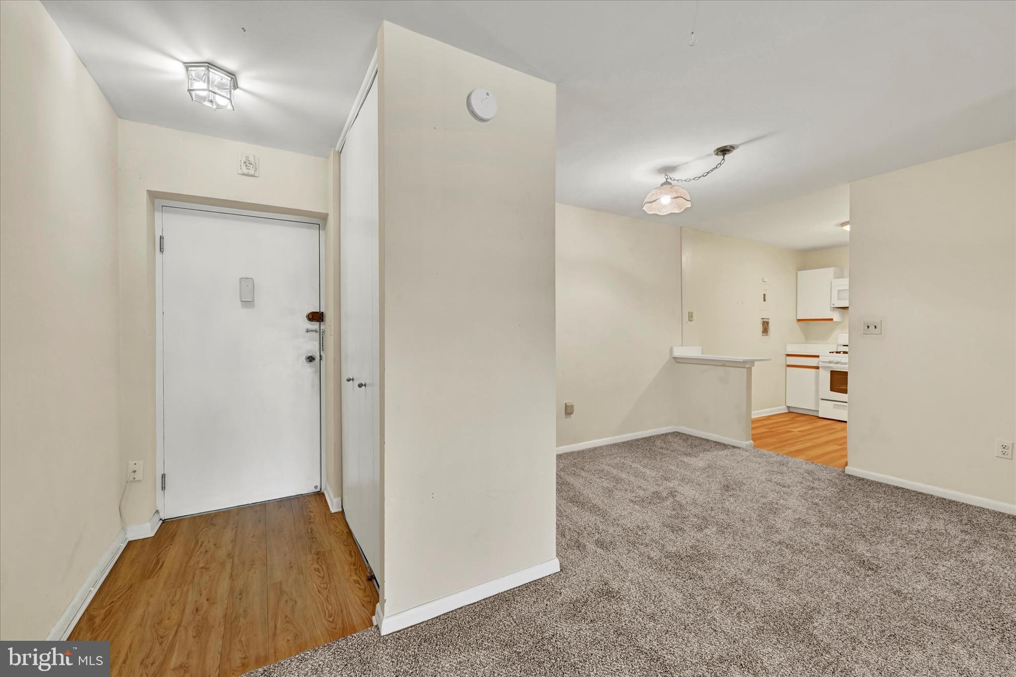 130 SLADE AVENUE 202