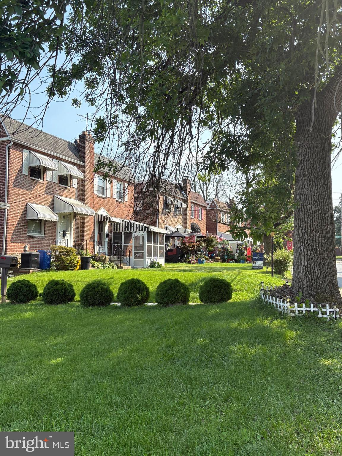 649 POPLAR STREET