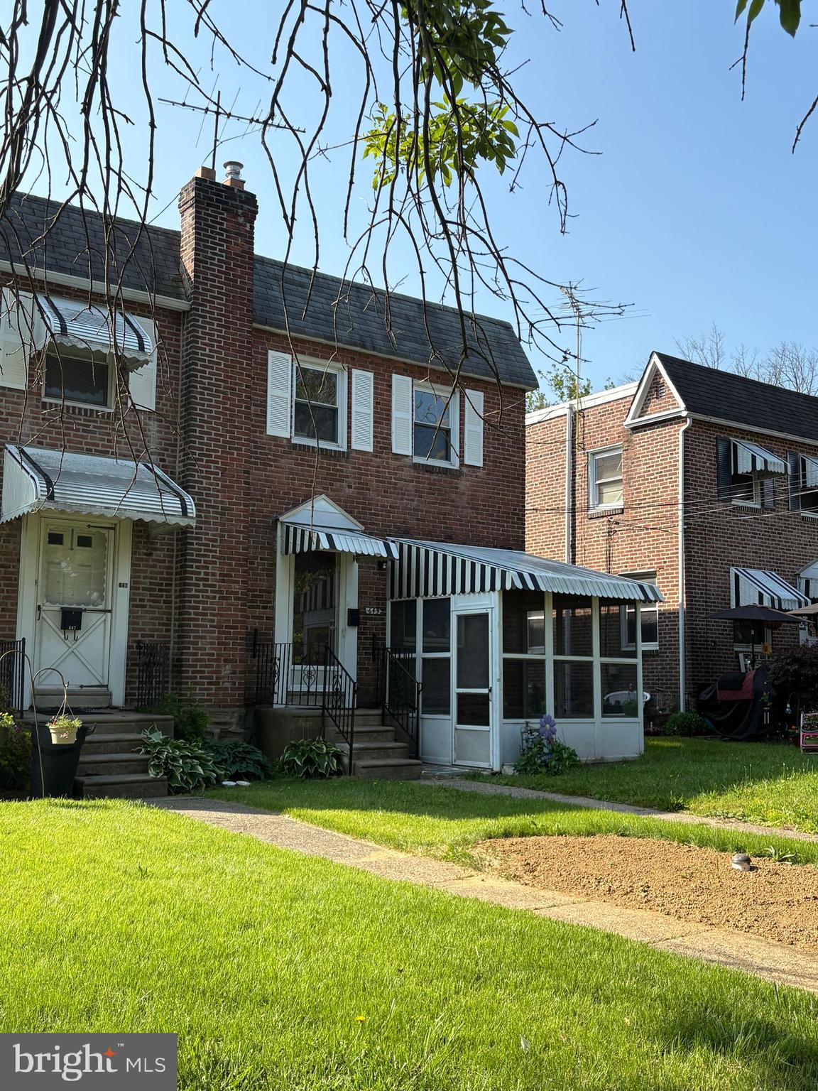 649 POPLAR STREET