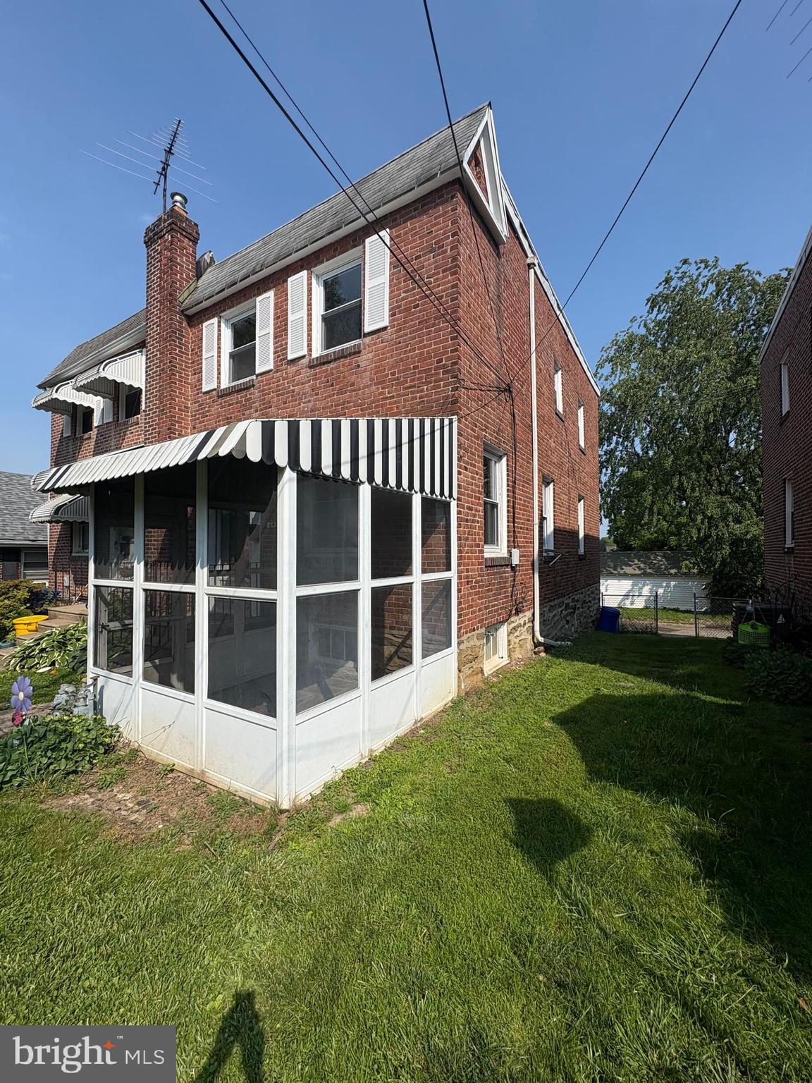 649 POPLAR STREET