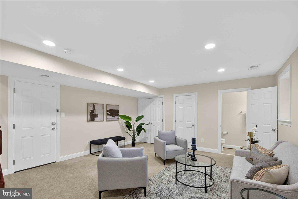 WHITESTONE MARSHALL HEIGHTS - Residential