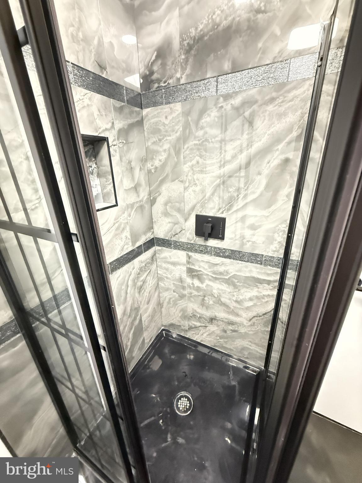 SAW CREEK ESTATES - Residential