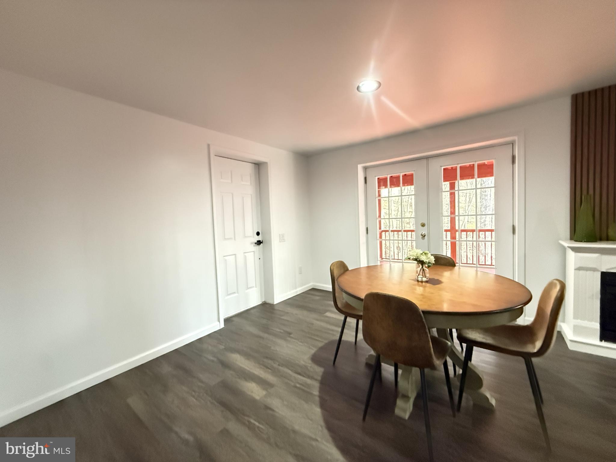 SAW CREEK ESTATES - Residential