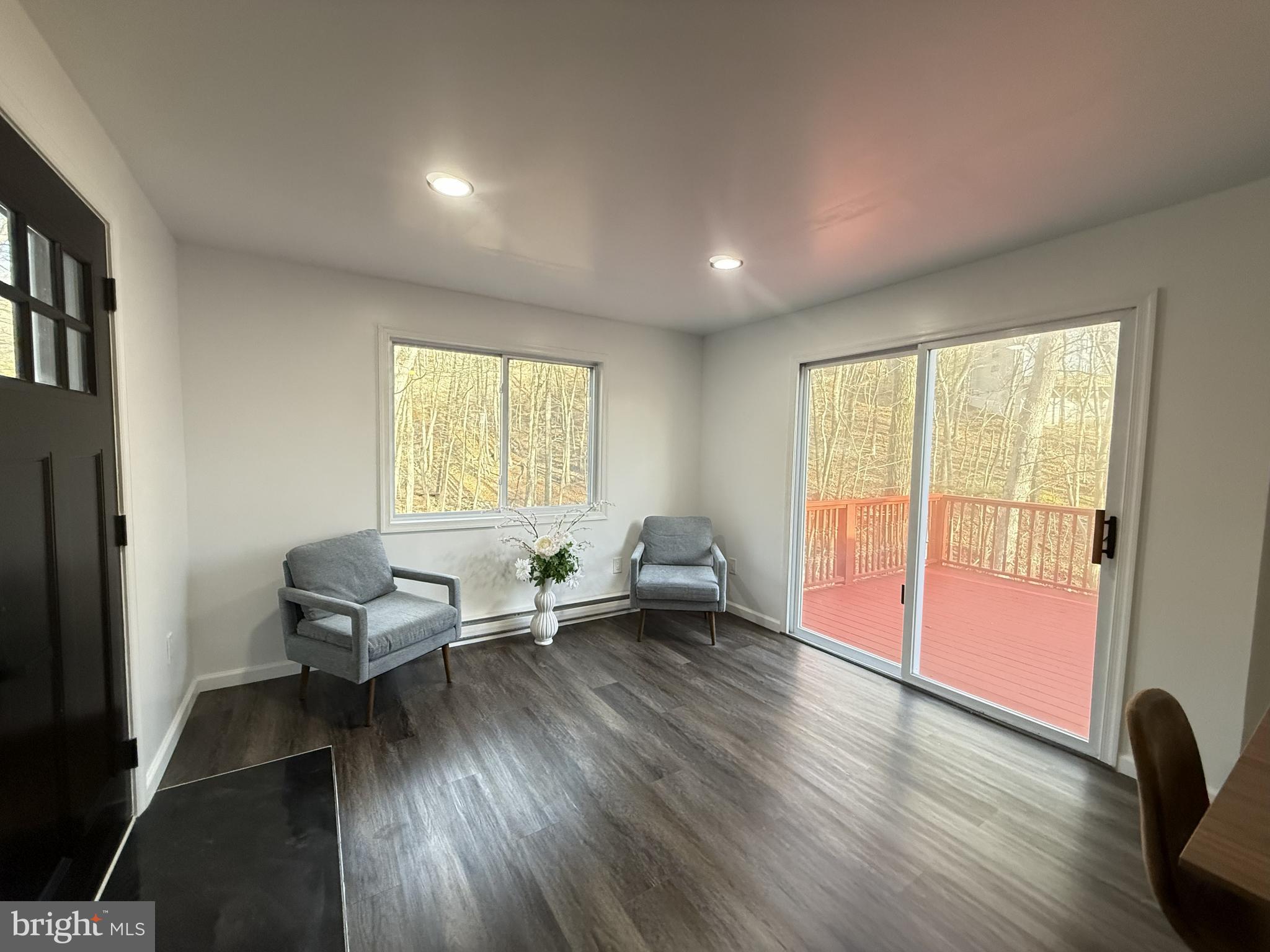 SAW CREEK ESTATES - Residential