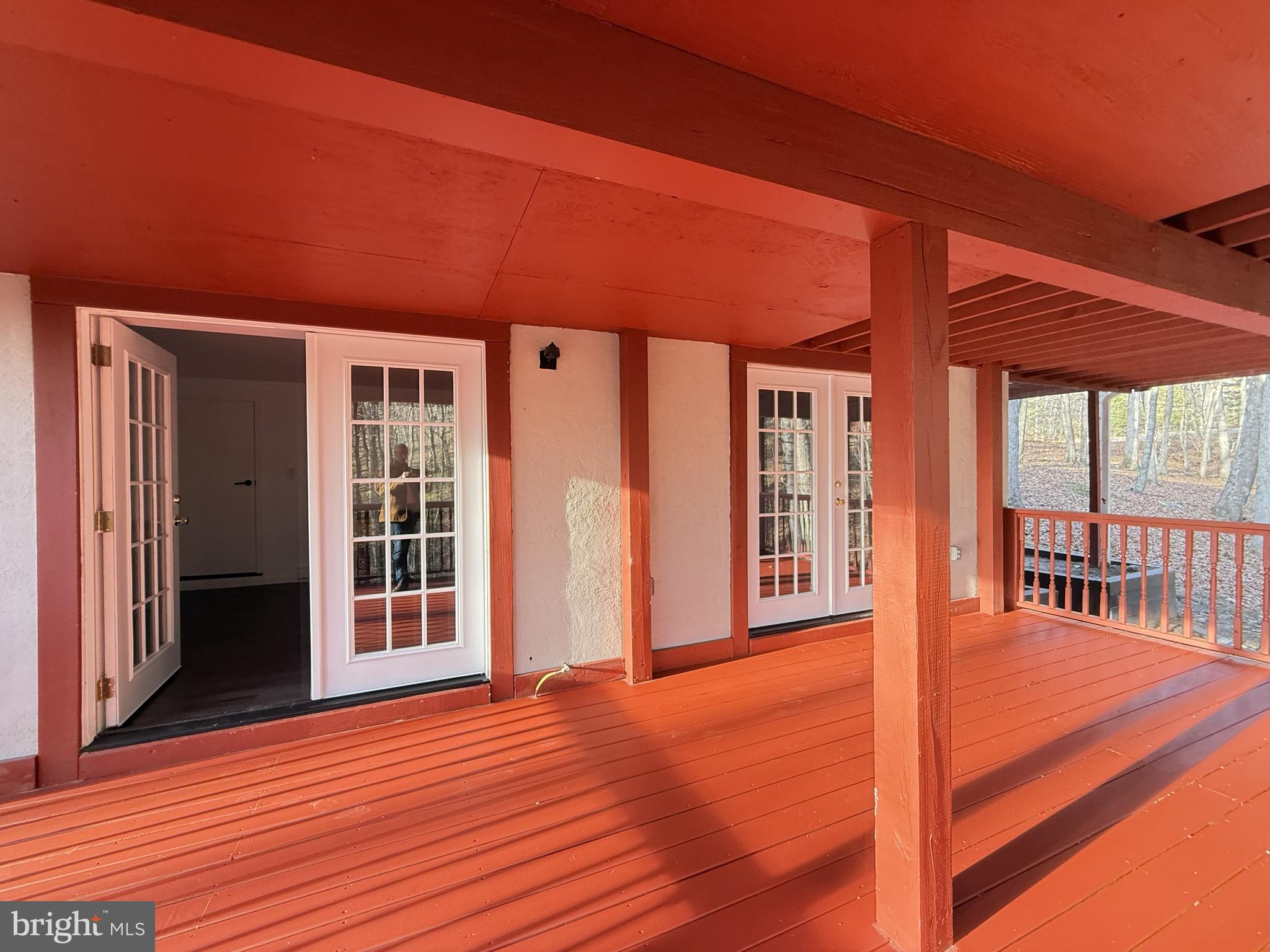 SAW CREEK ESTATES - Residential