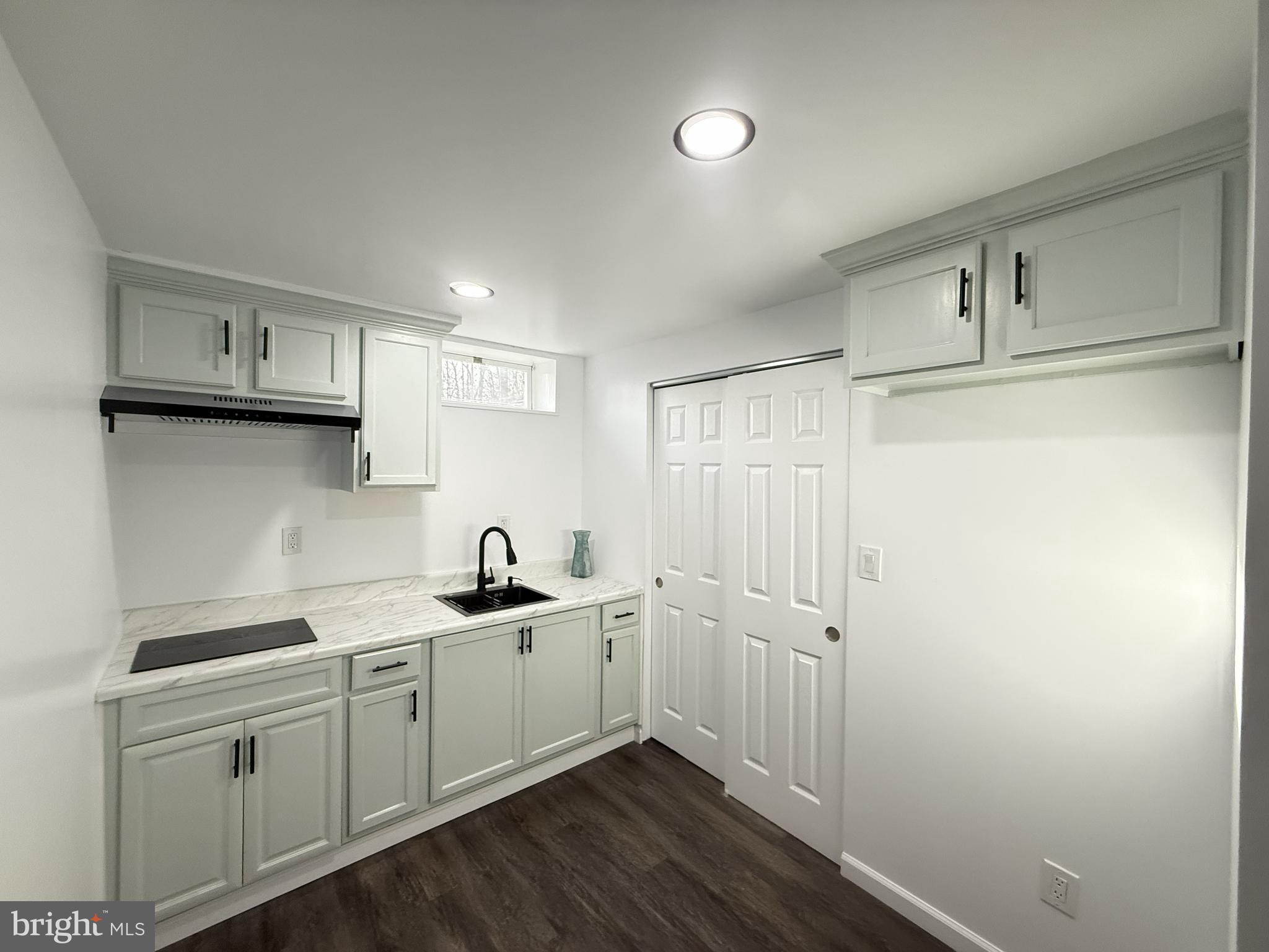 SAW CREEK ESTATES - Residential