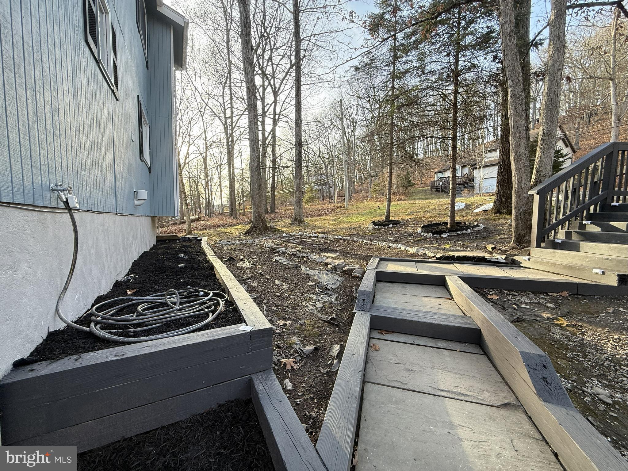 SAW CREEK ESTATES - Residential