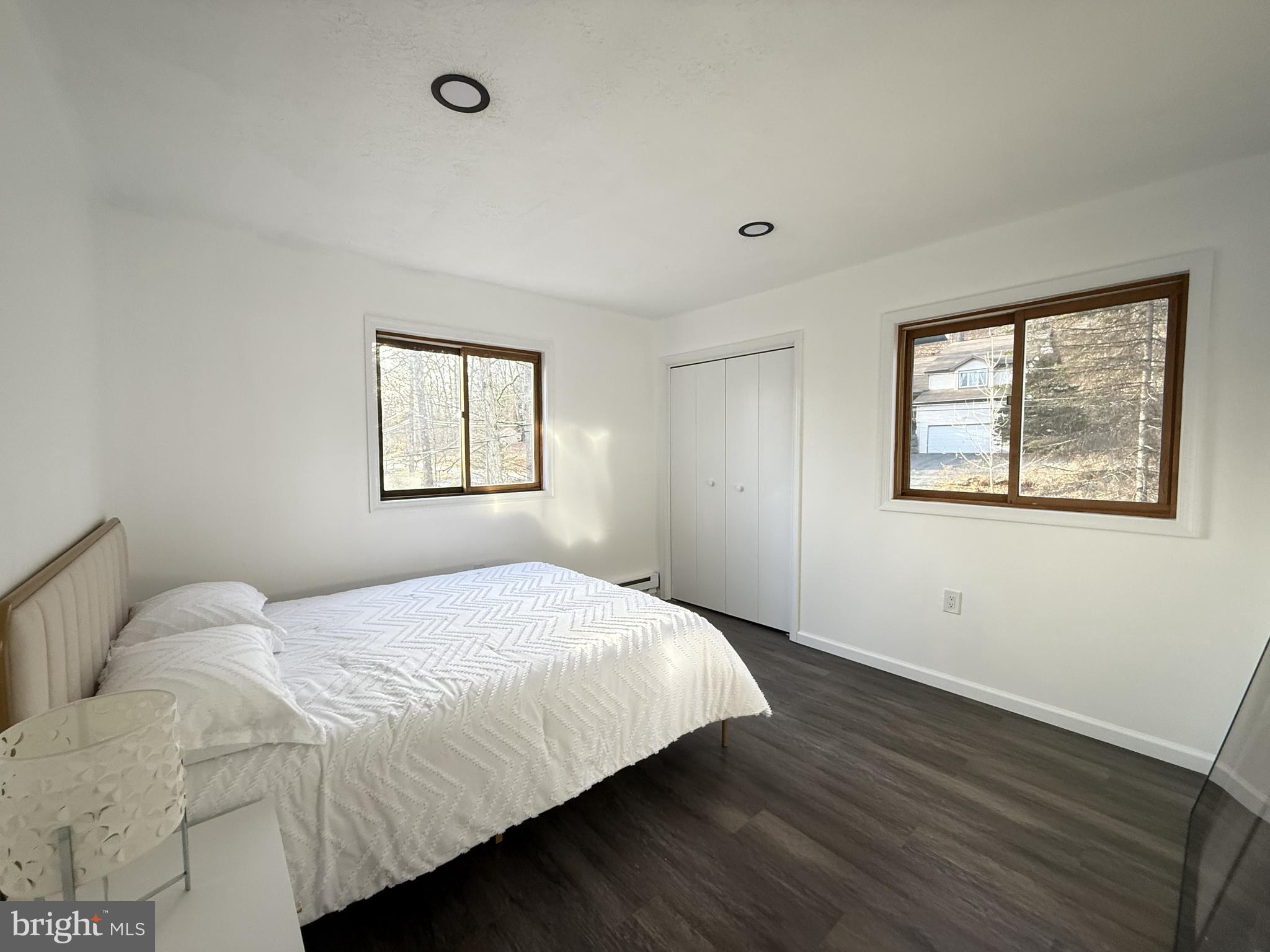 SAW CREEK ESTATES - Residential