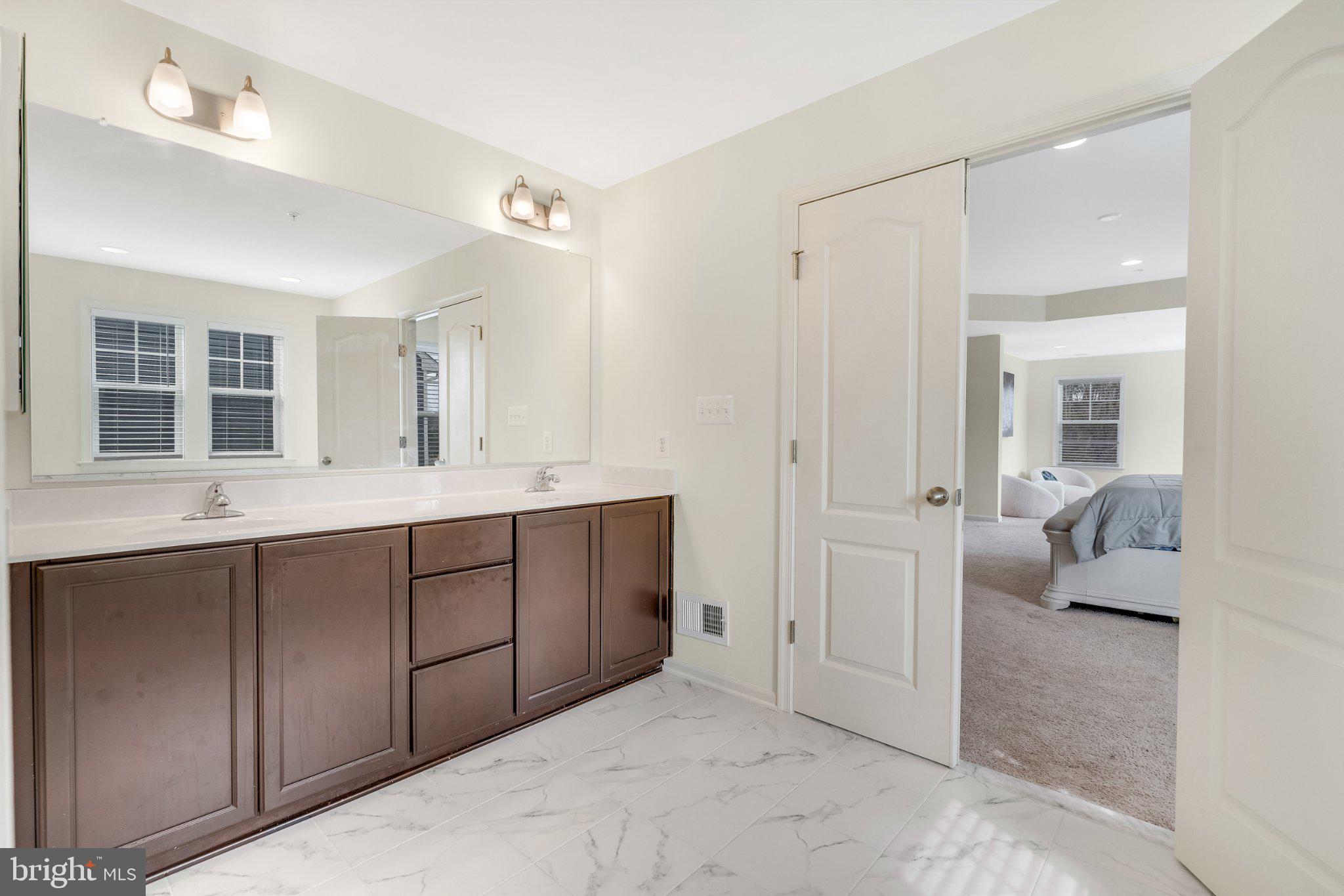 WESTFIELDS - Residential