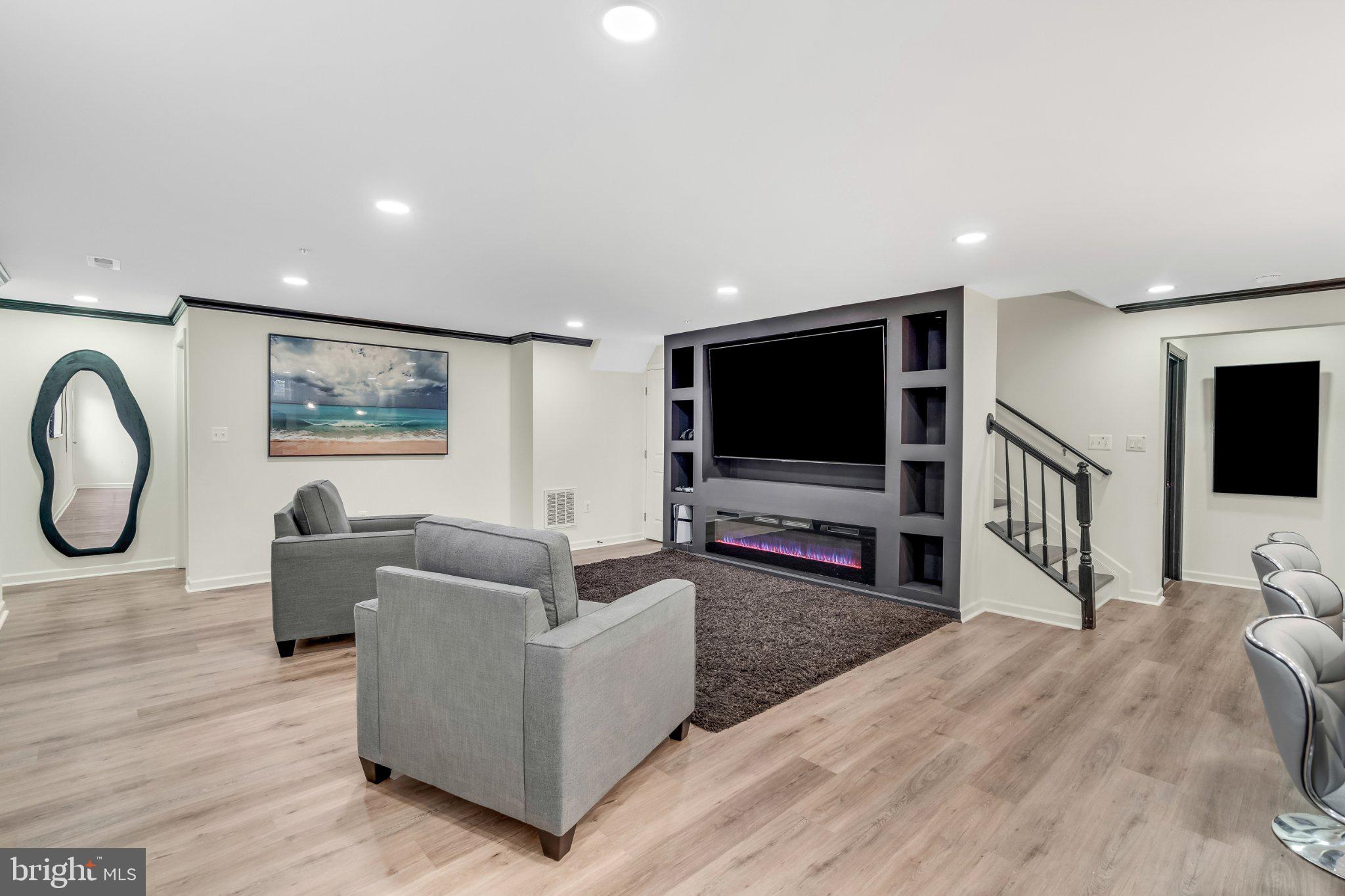 WESTFIELDS - Residential