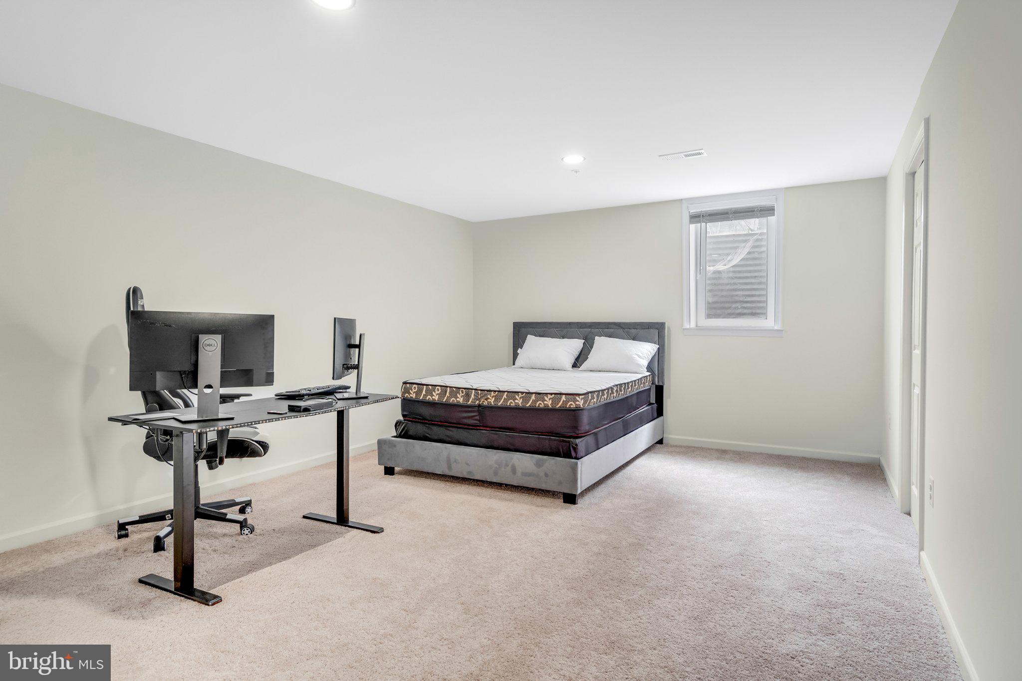 WESTFIELDS - Residential