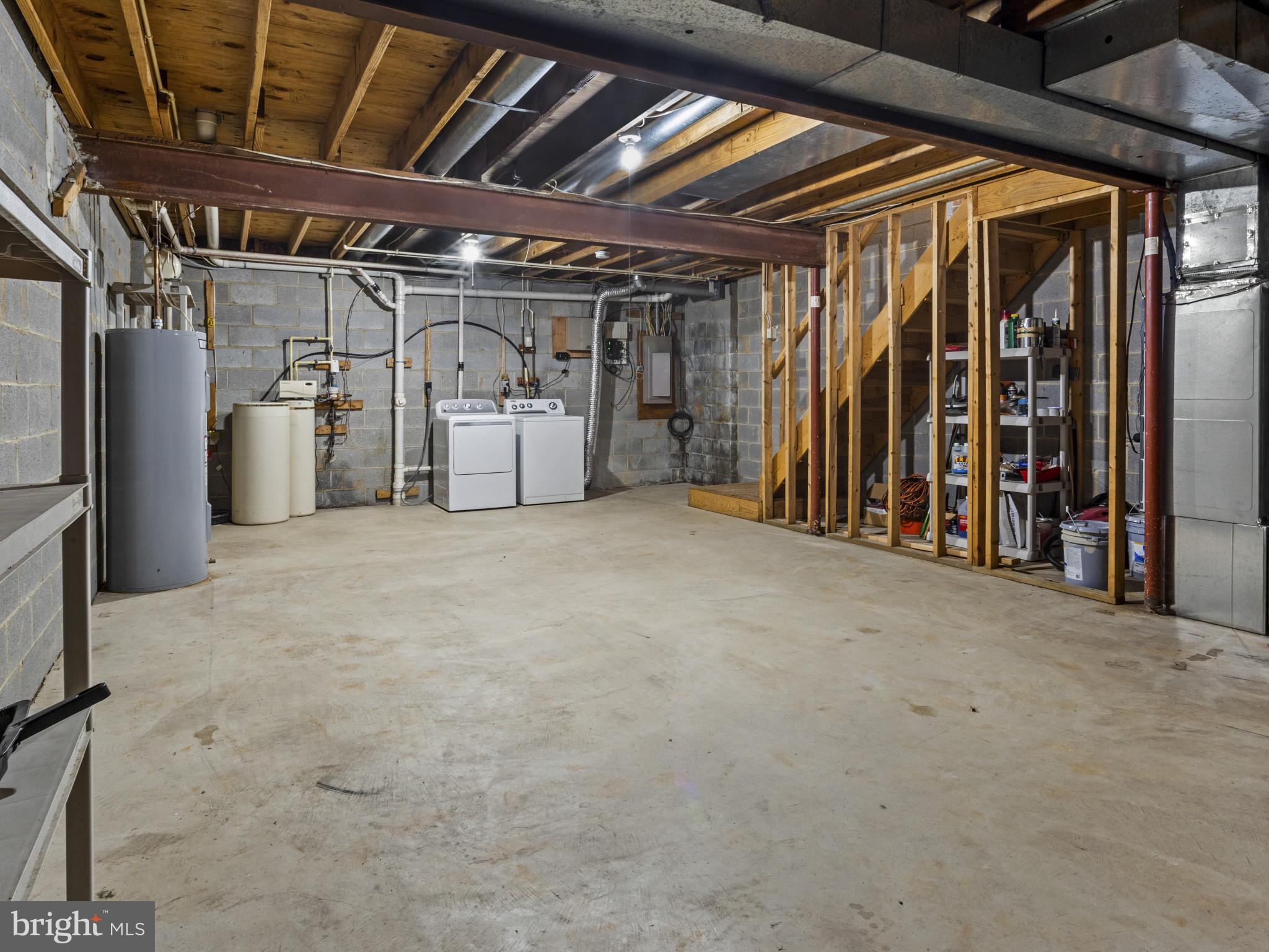 ASHFORD - Residential