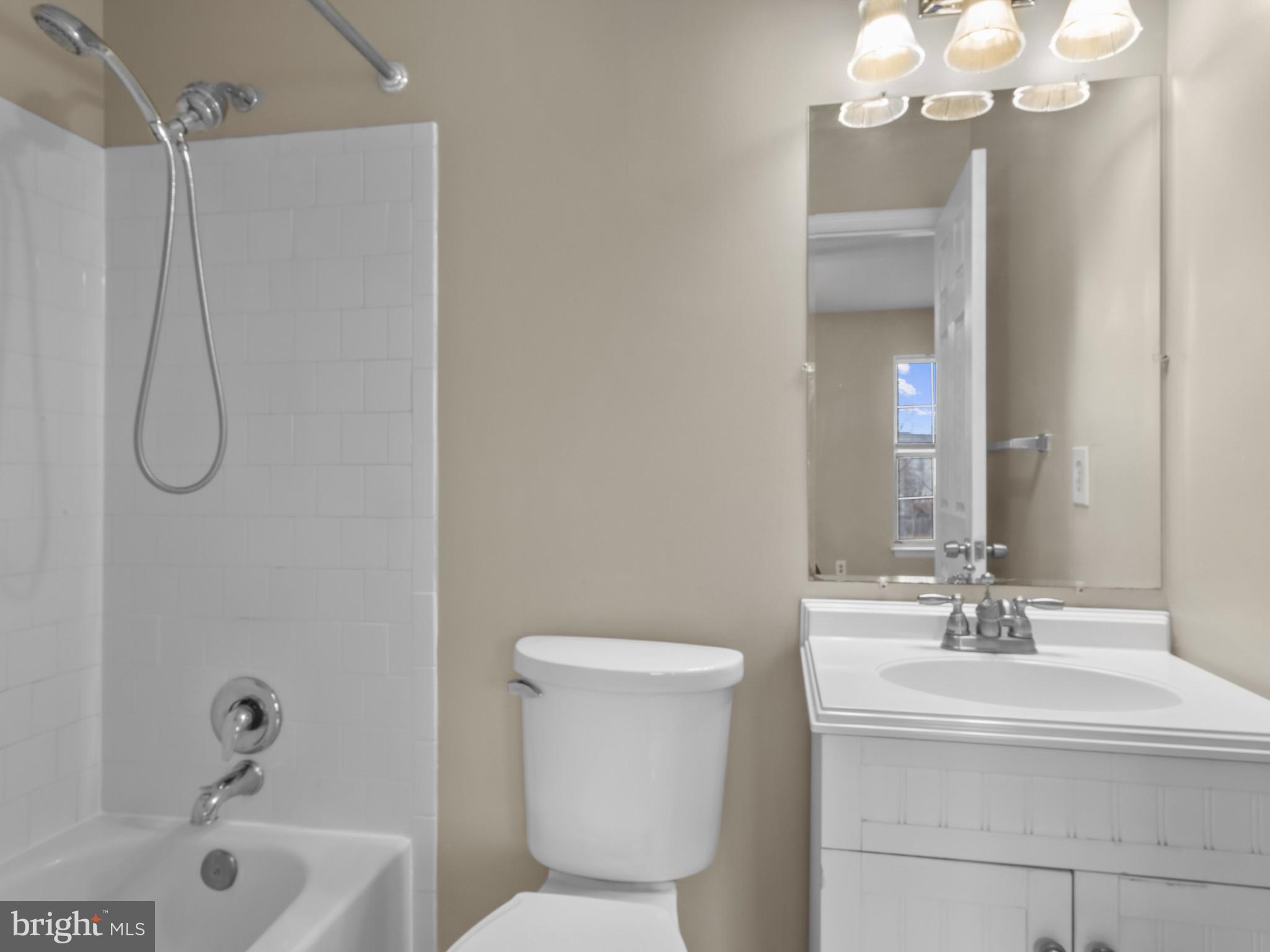 ASHFORD - Residential