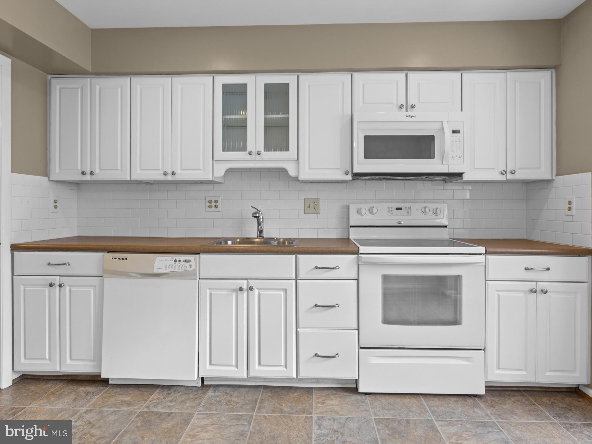 ASHFORD - Residential