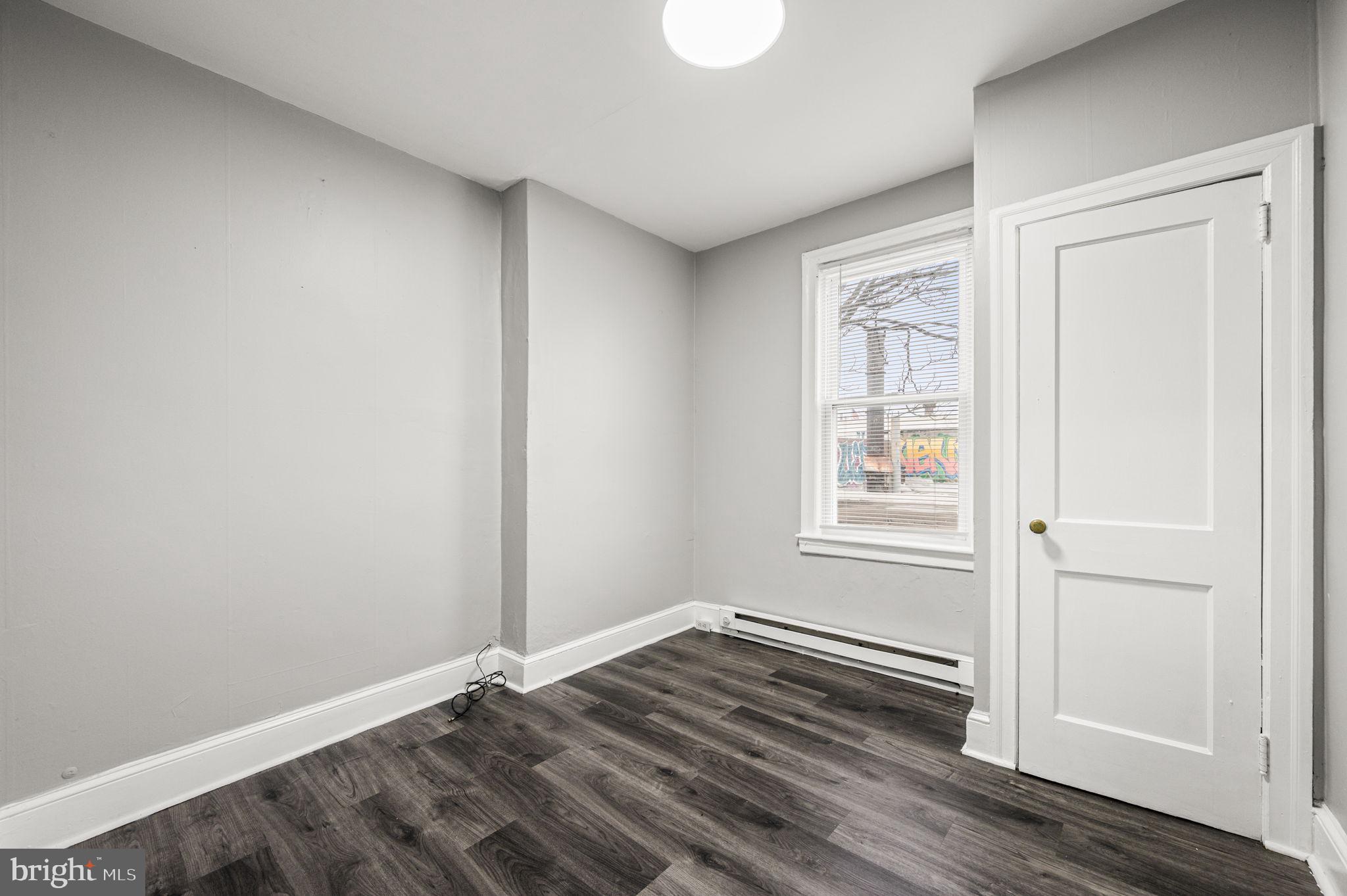 PORT RICHMOND - Residential