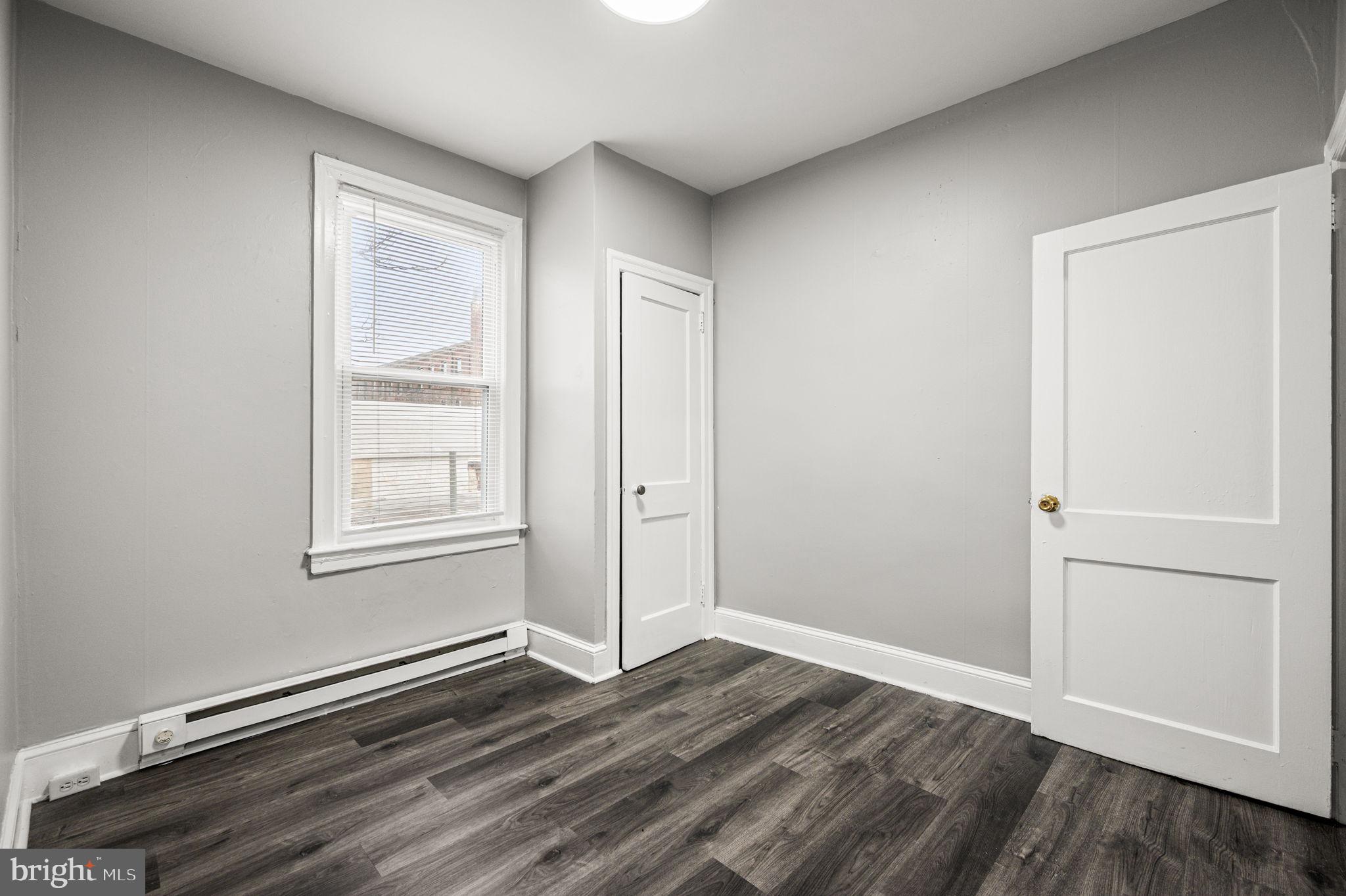 PORT RICHMOND - Residential