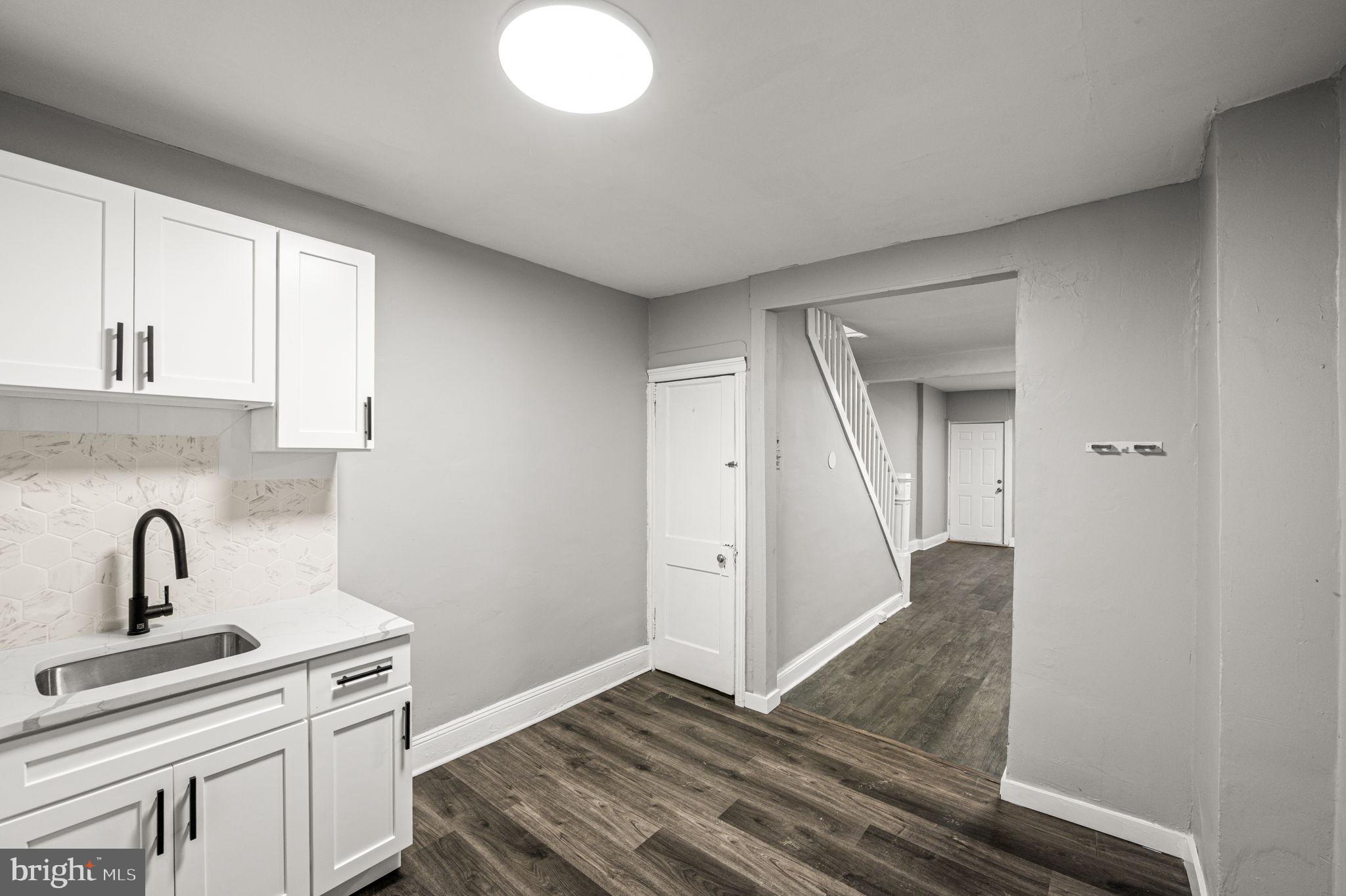 PORT RICHMOND - Residential