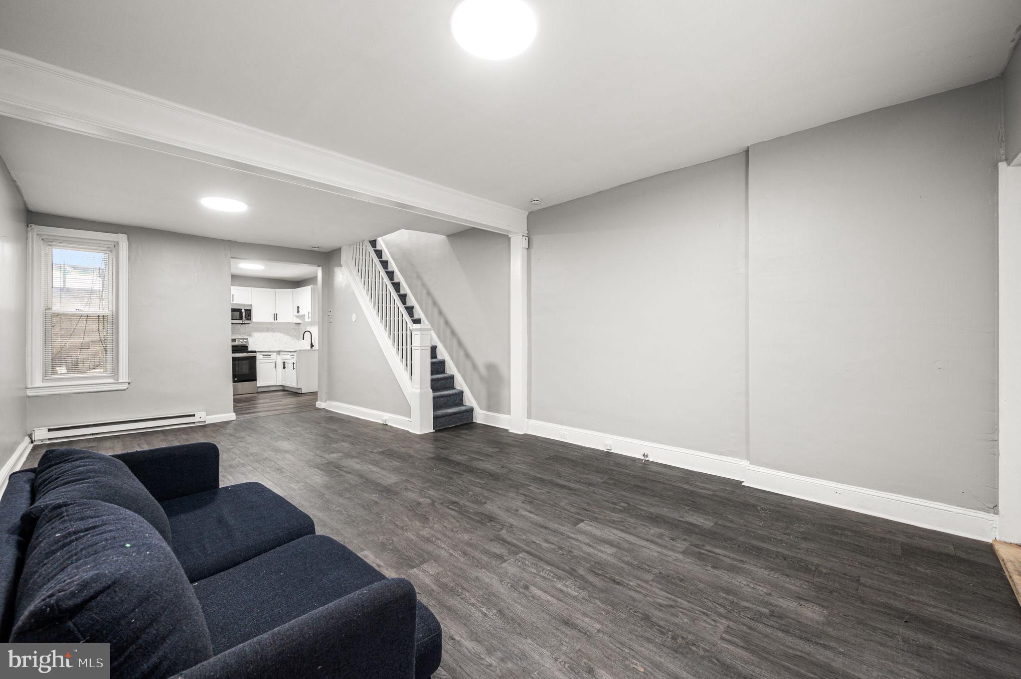 PORT RICHMOND - Residential