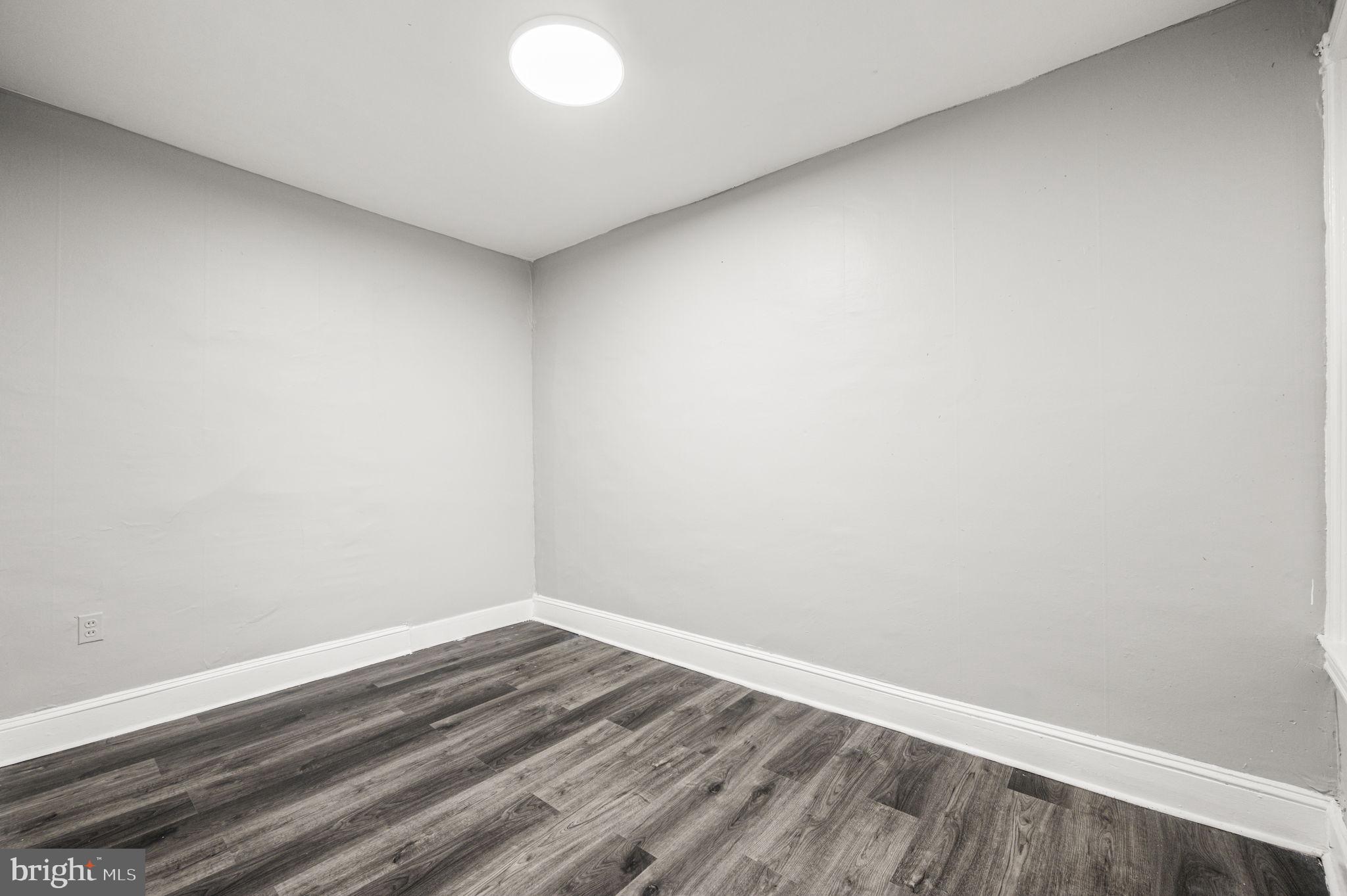 PORT RICHMOND - Residential