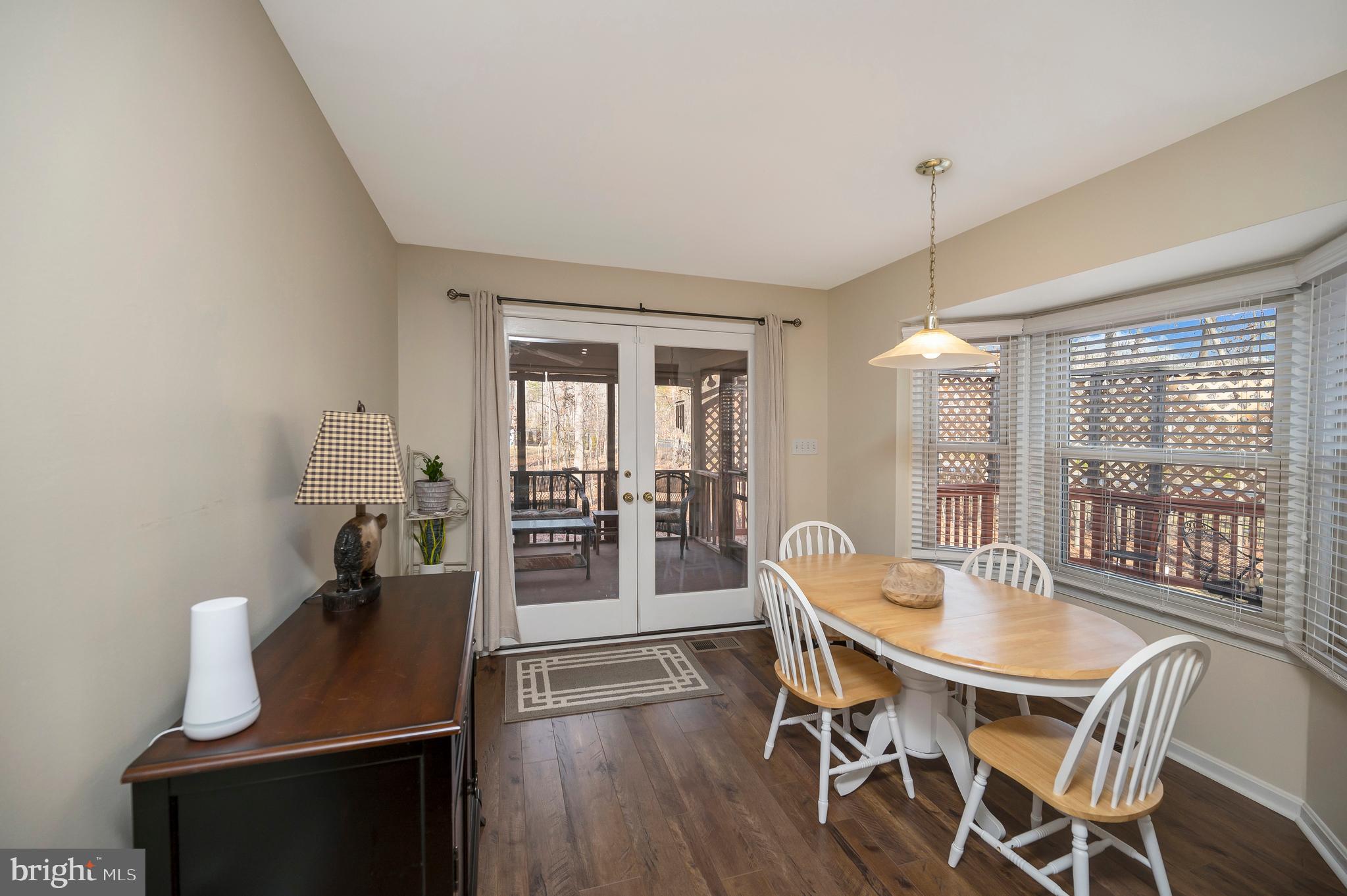 LAKE OF THE WOODS - Residential