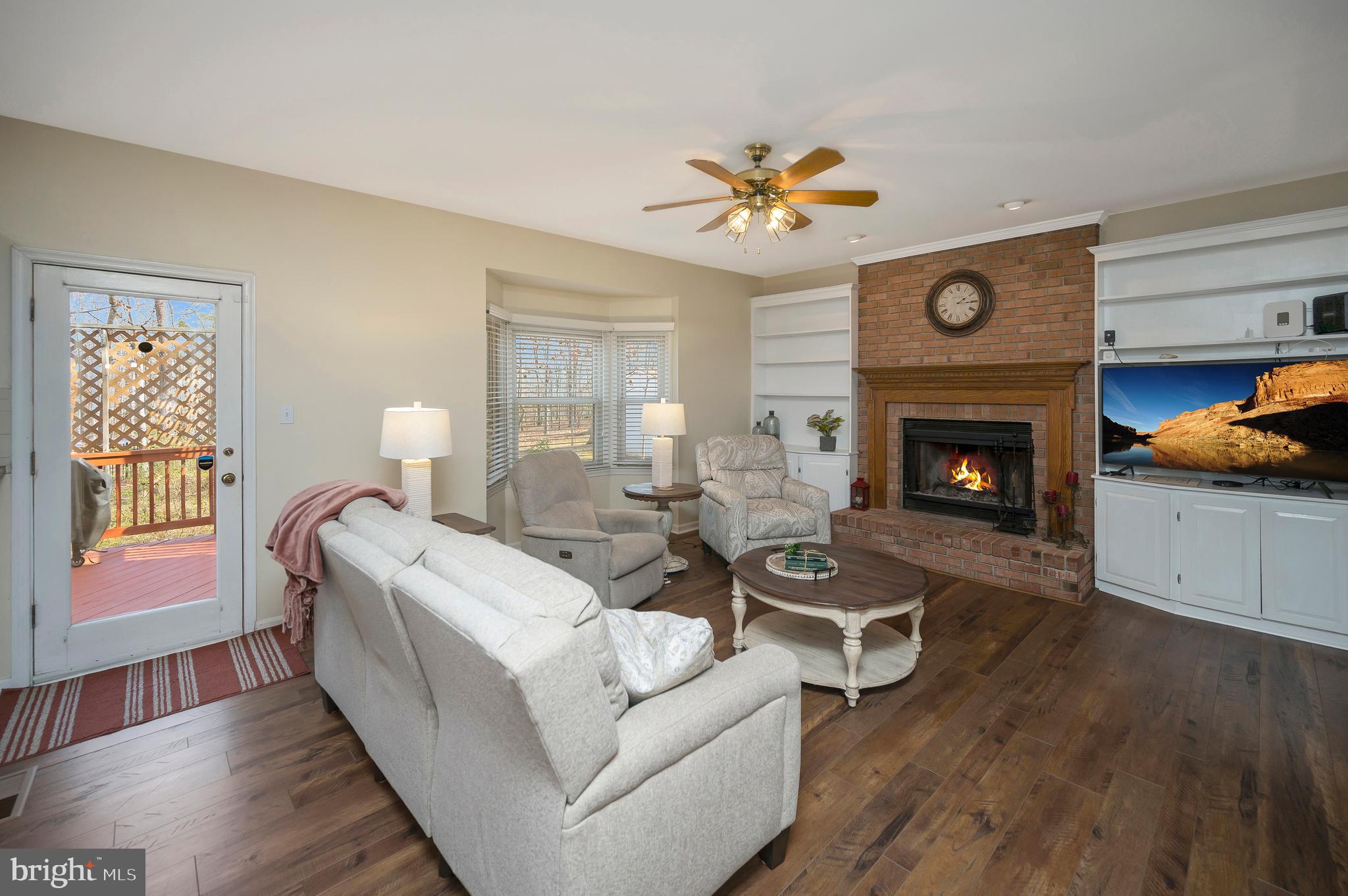 LAKE OF THE WOODS - Residential