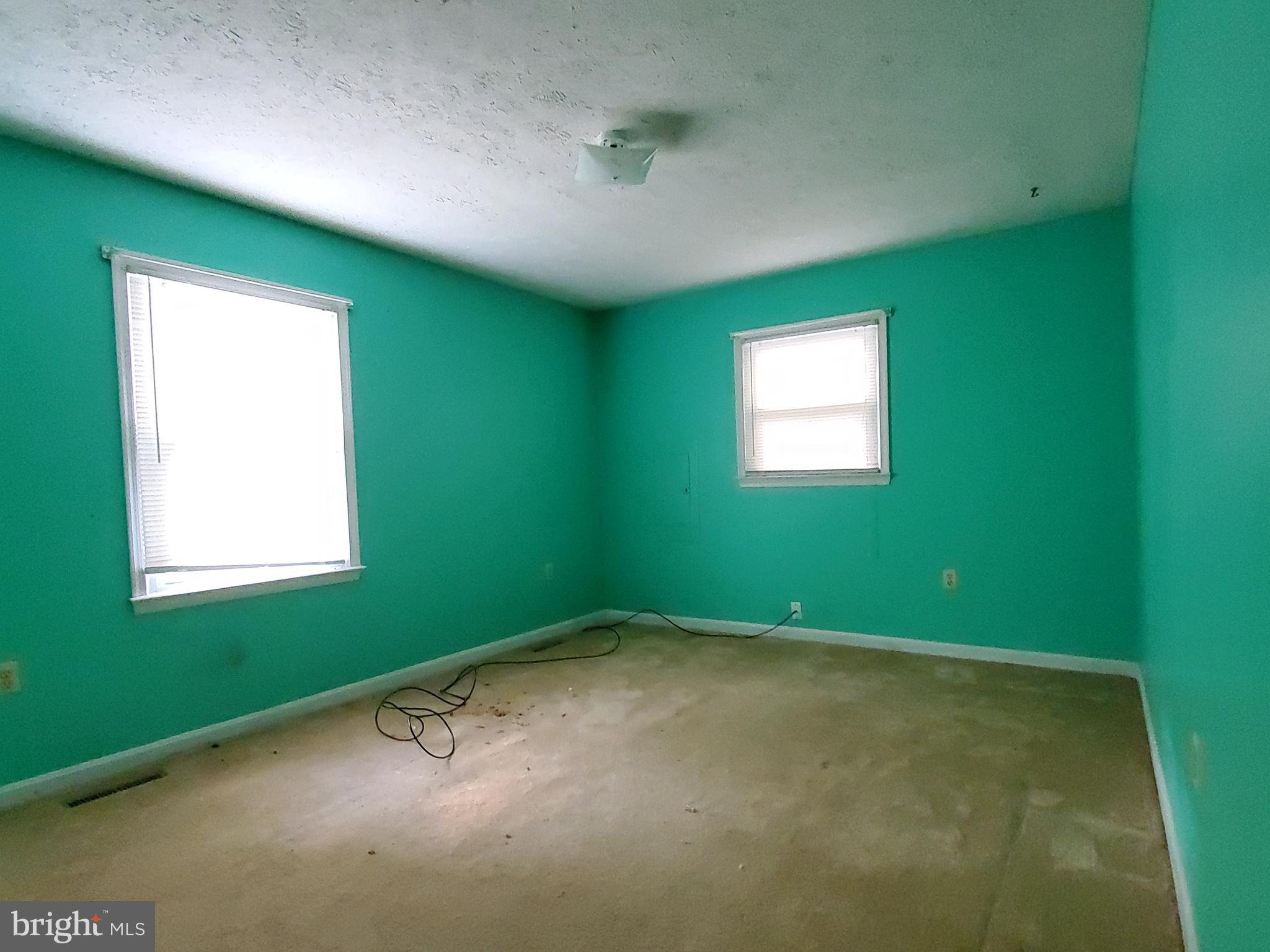 CLIFFTON ON THE POTOMAC - Residential