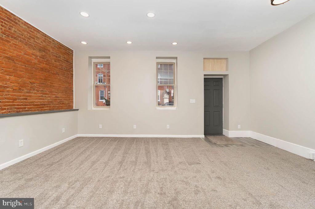 Photo of 332 S PRINCE ST, LANCASTER, PA 17603 (MLS # PALA2030370)