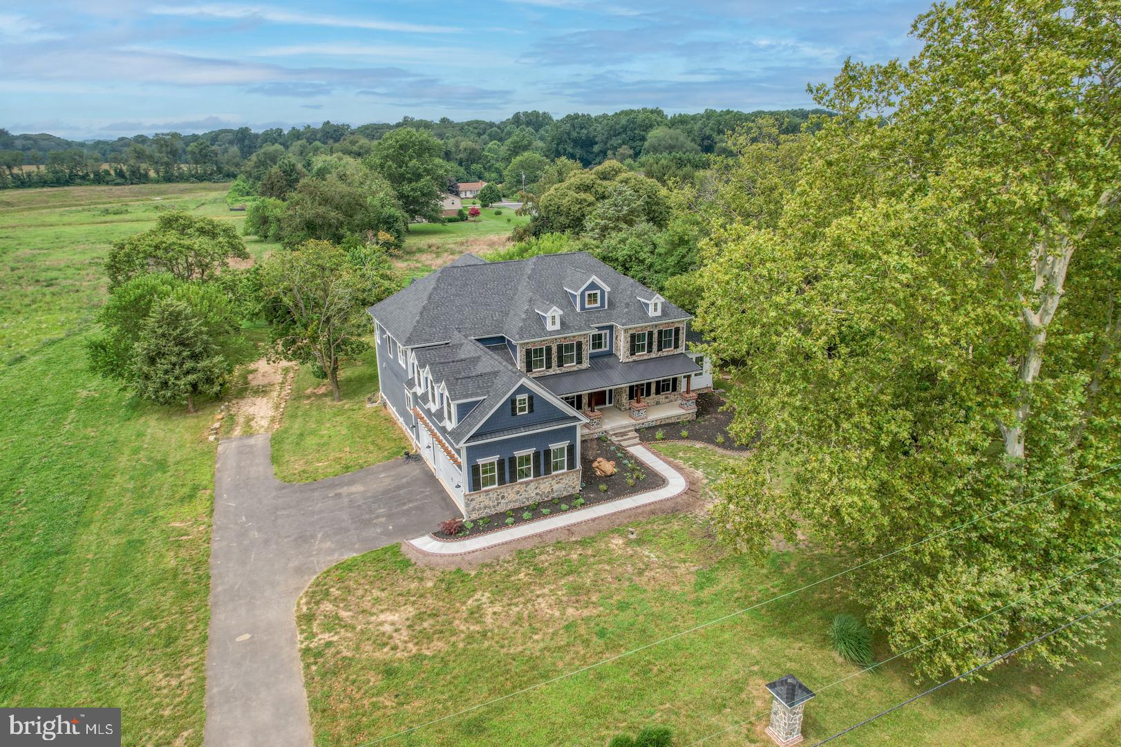5482 SUMMIT BRIDGE ROAD