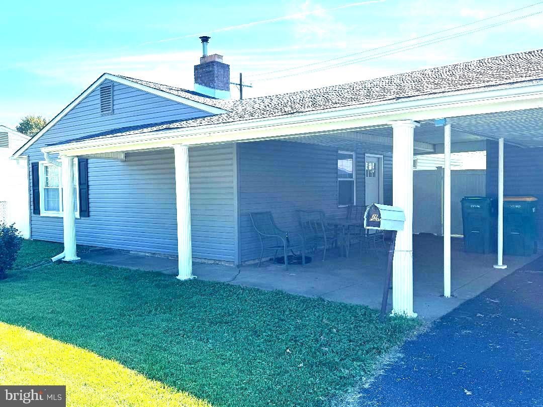 36 FOREST LANE