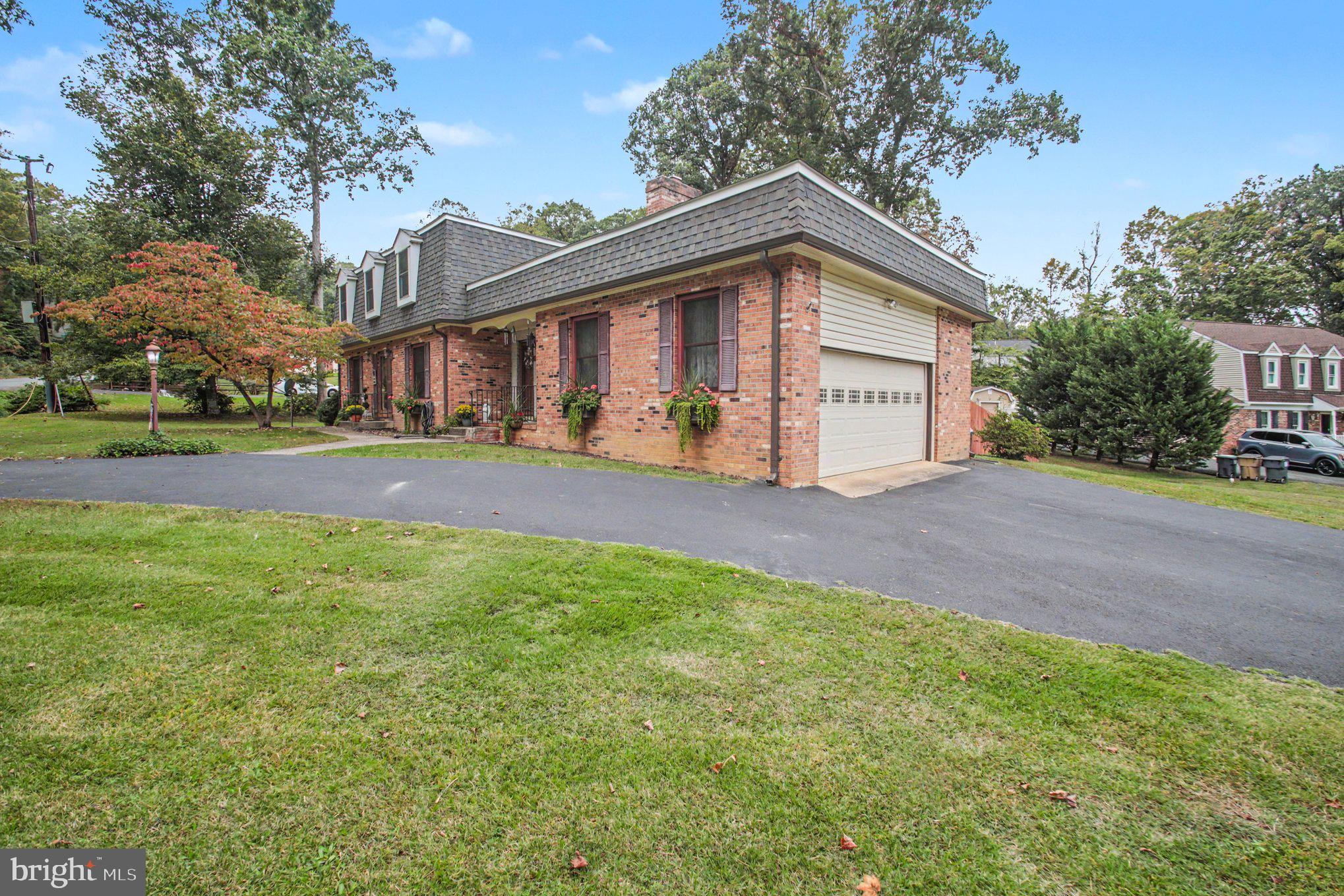 1100 JOHN PAUL JONES DRIVE