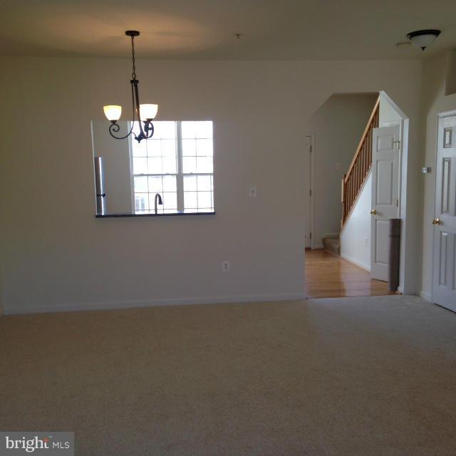 NORTH CROSSING - Residential Lease