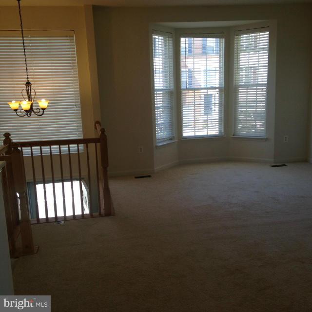 NORTH CROSSING - Residential Lease