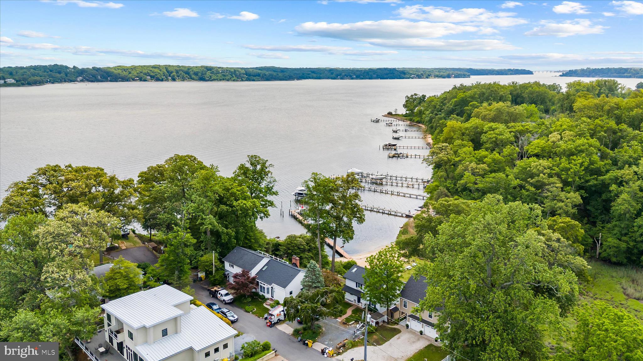 HERALD HARBOR - Residential