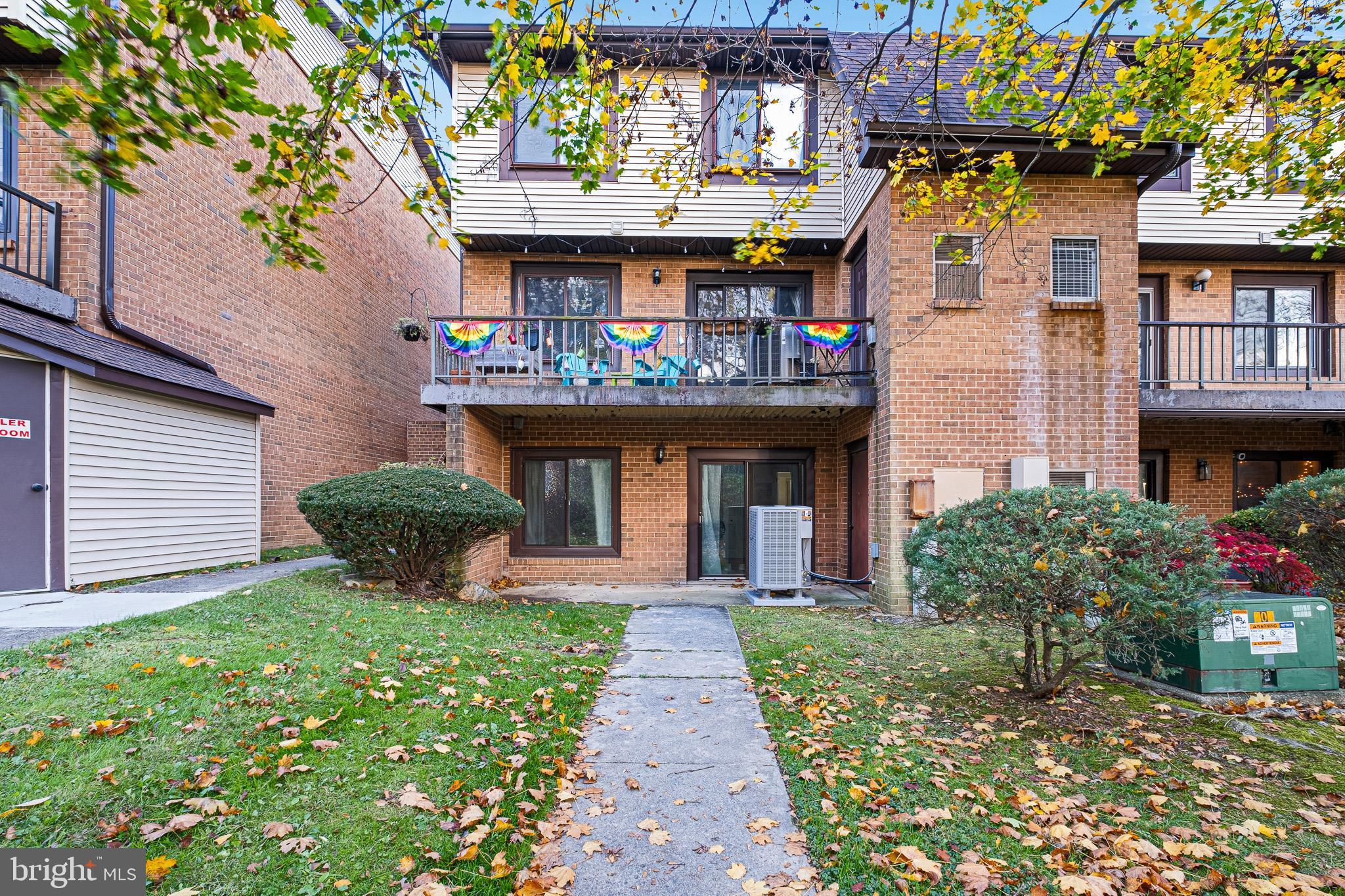 5034 W BRIGANTINE COURT 5034