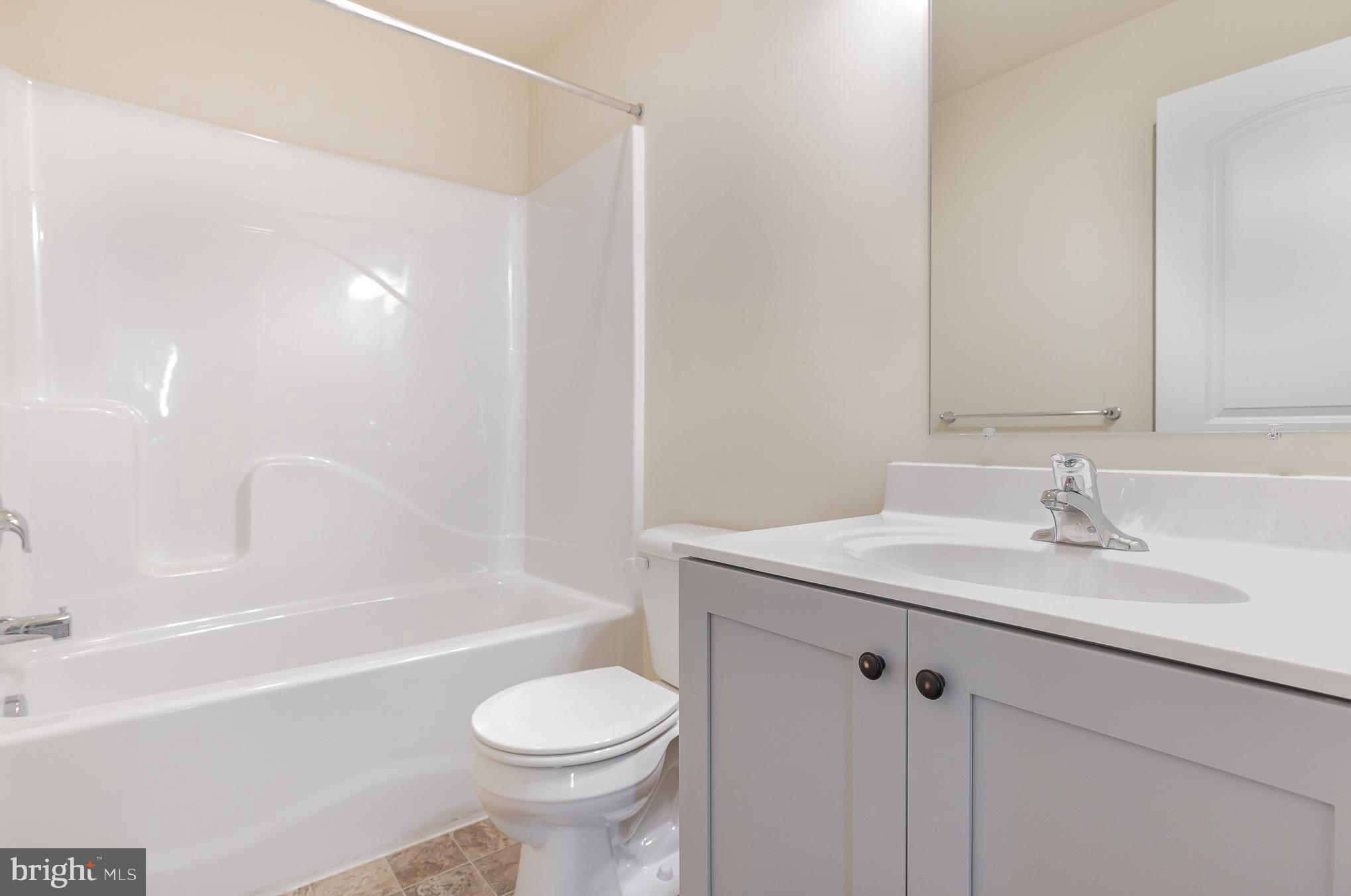 CARLISLE - Residential Lease