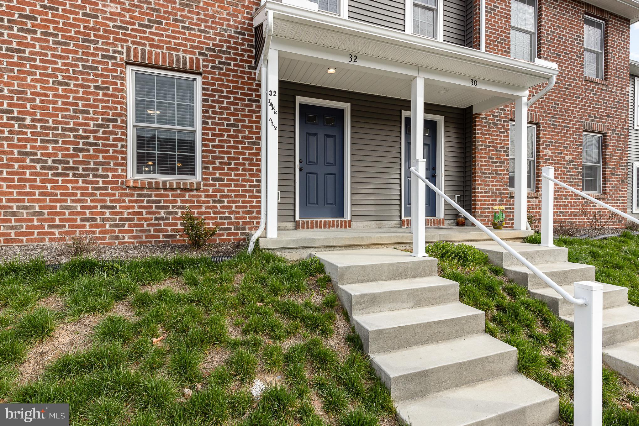 CARLISLE - Residential Lease