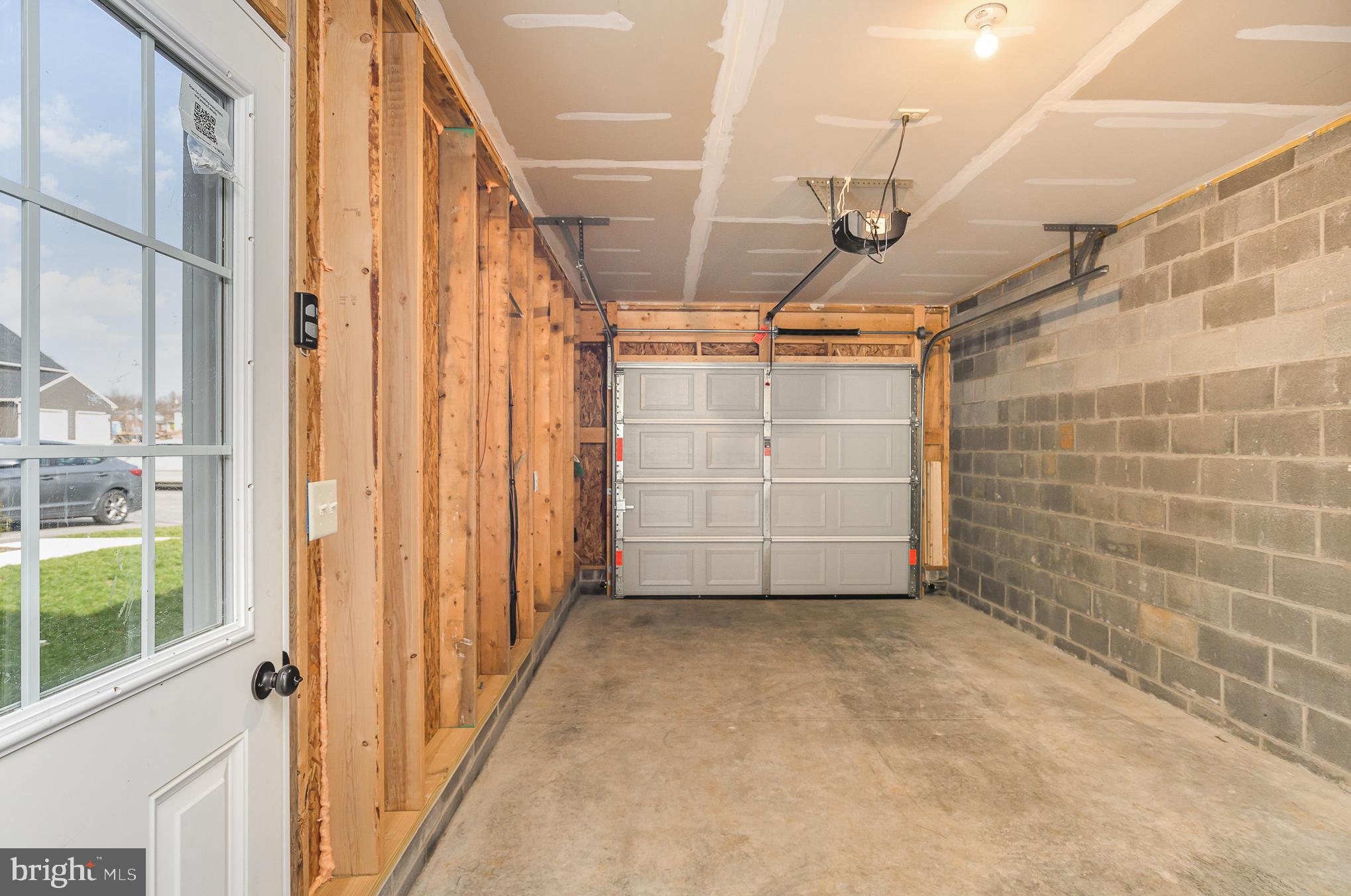 CARLISLE - Residential Lease